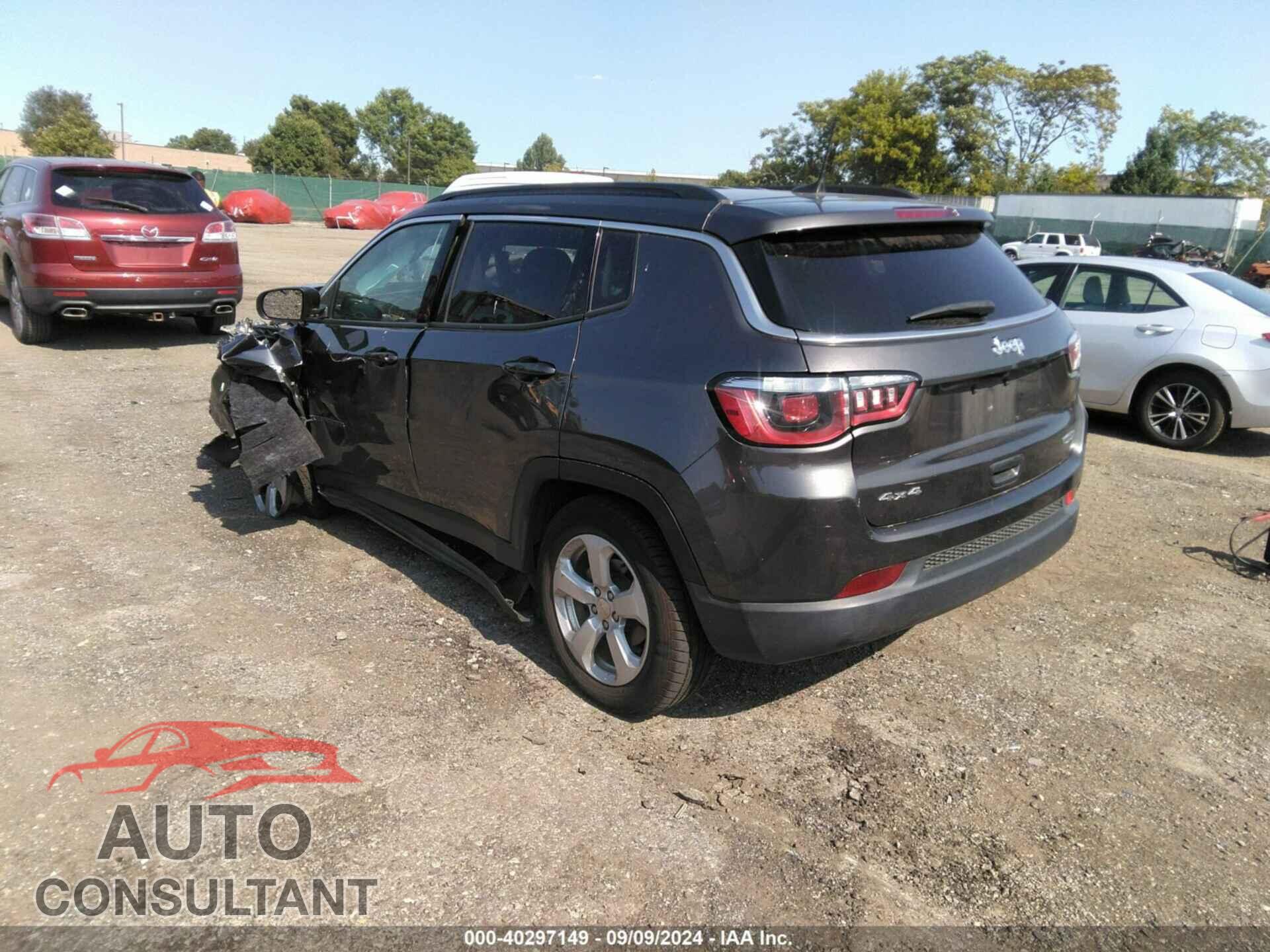JEEP COMPASS 2018 - 3C4NJDBB3JT153128