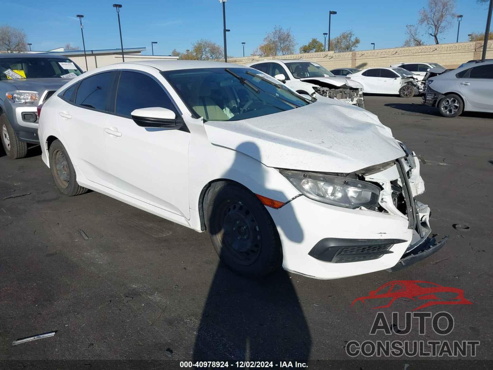 HONDA CIVIC 2018 - 2HGFC2F50JH586701