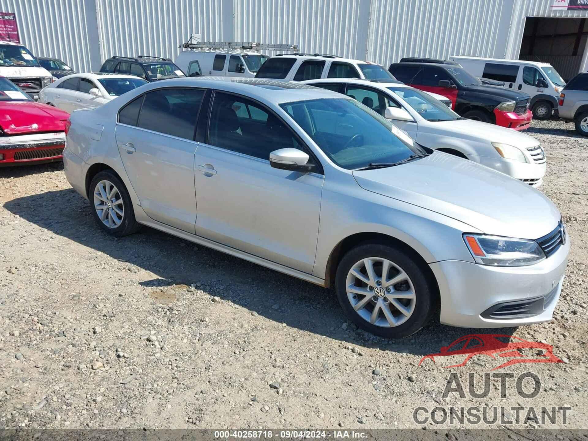VOLKSWAGEN JETTA 2013 - 3VWDX7AJ1DM392239