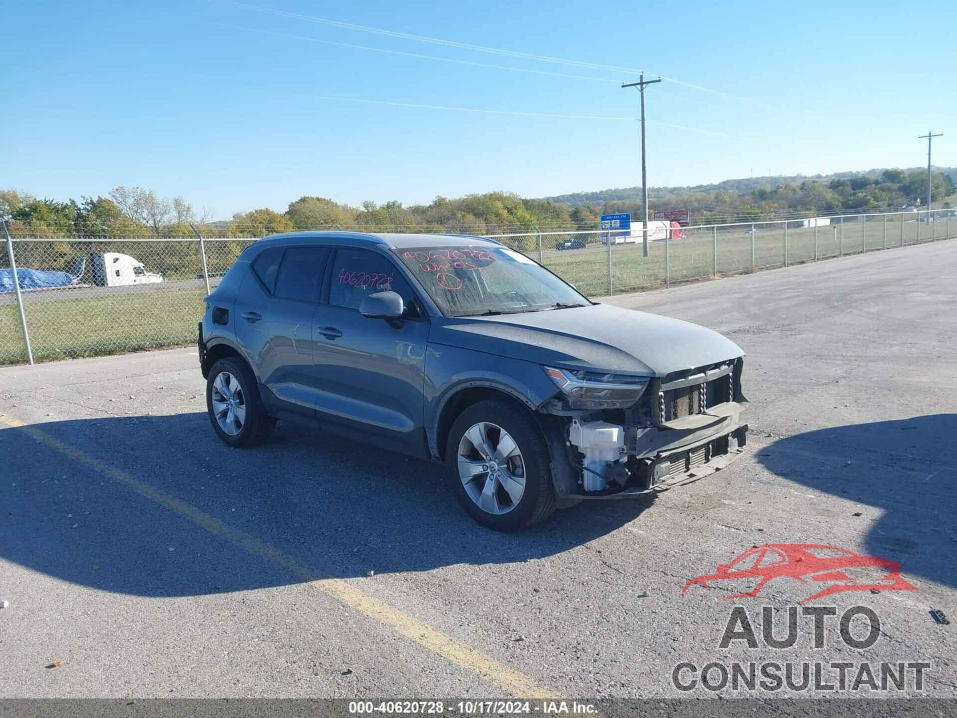 VOLVO XC40 2021 - YV4AC2HK8M2607400