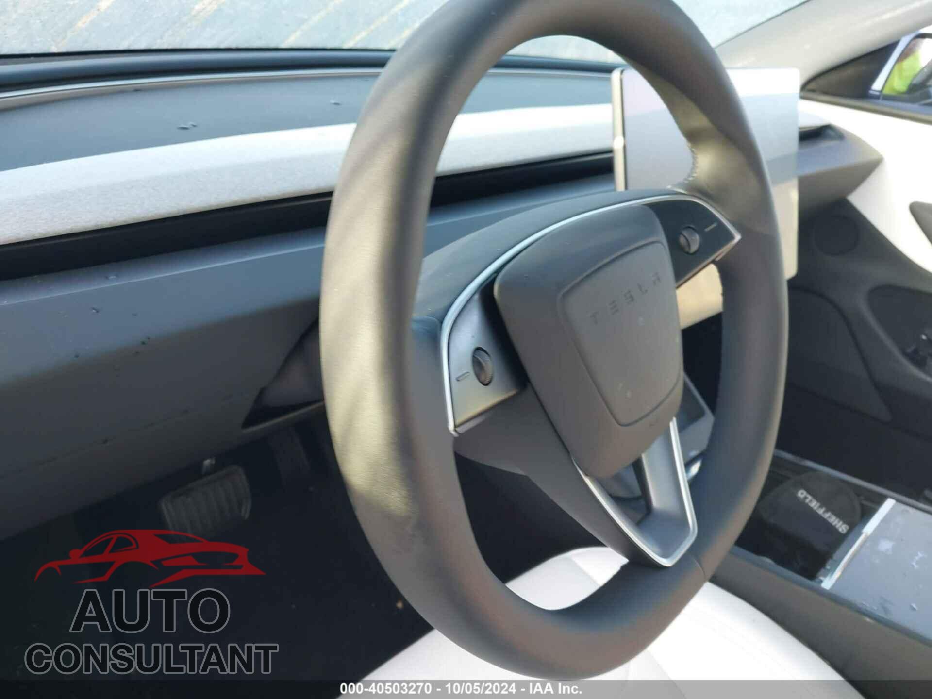 TESLA MODEL 3 2024 - 5YJ3E1EB9RF755581