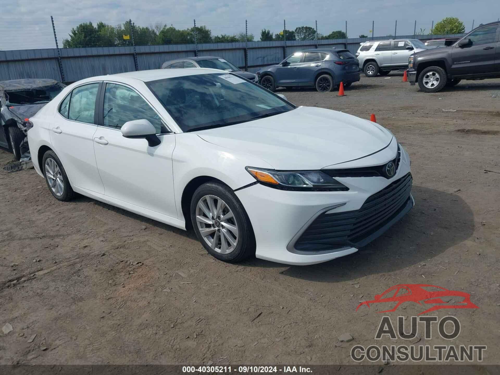 TOYOTA CAMRY 2023 - 4T1C11AK9PU130163