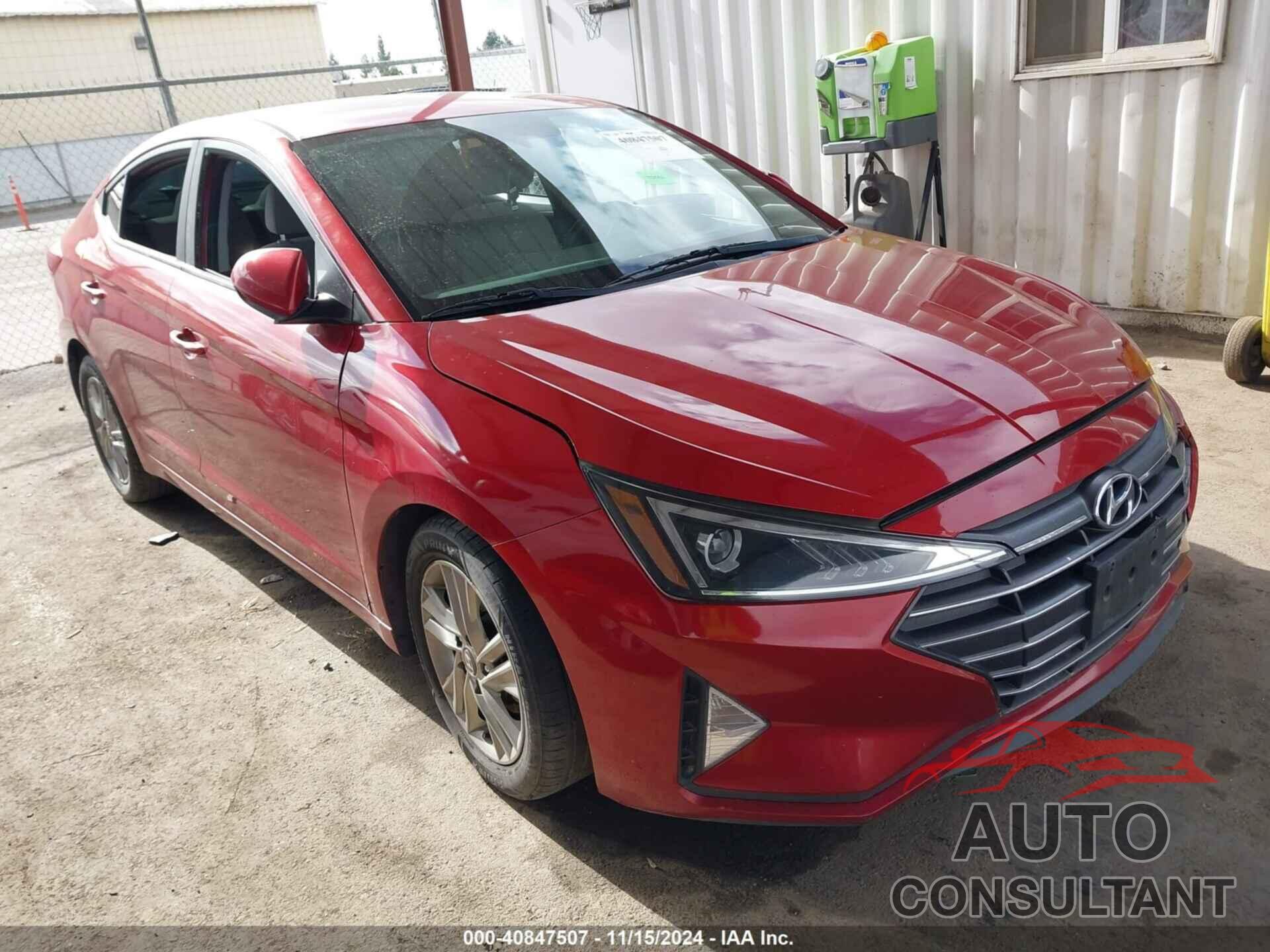 HYUNDAI ELANTRA 2019 - 5NPD84LF7KH449652