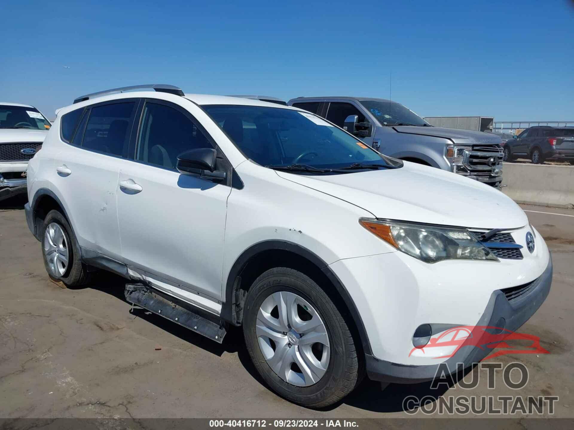 TOYOTA RAV4 2015 - JTMZFREV0FJ026292