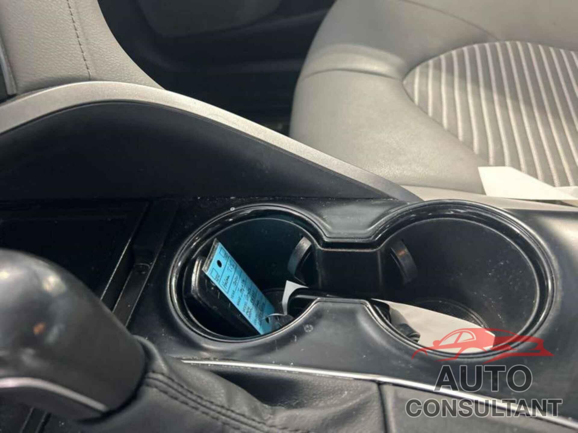TOYOTA CAMRY 2020 - 4T1M11AK0LU395326