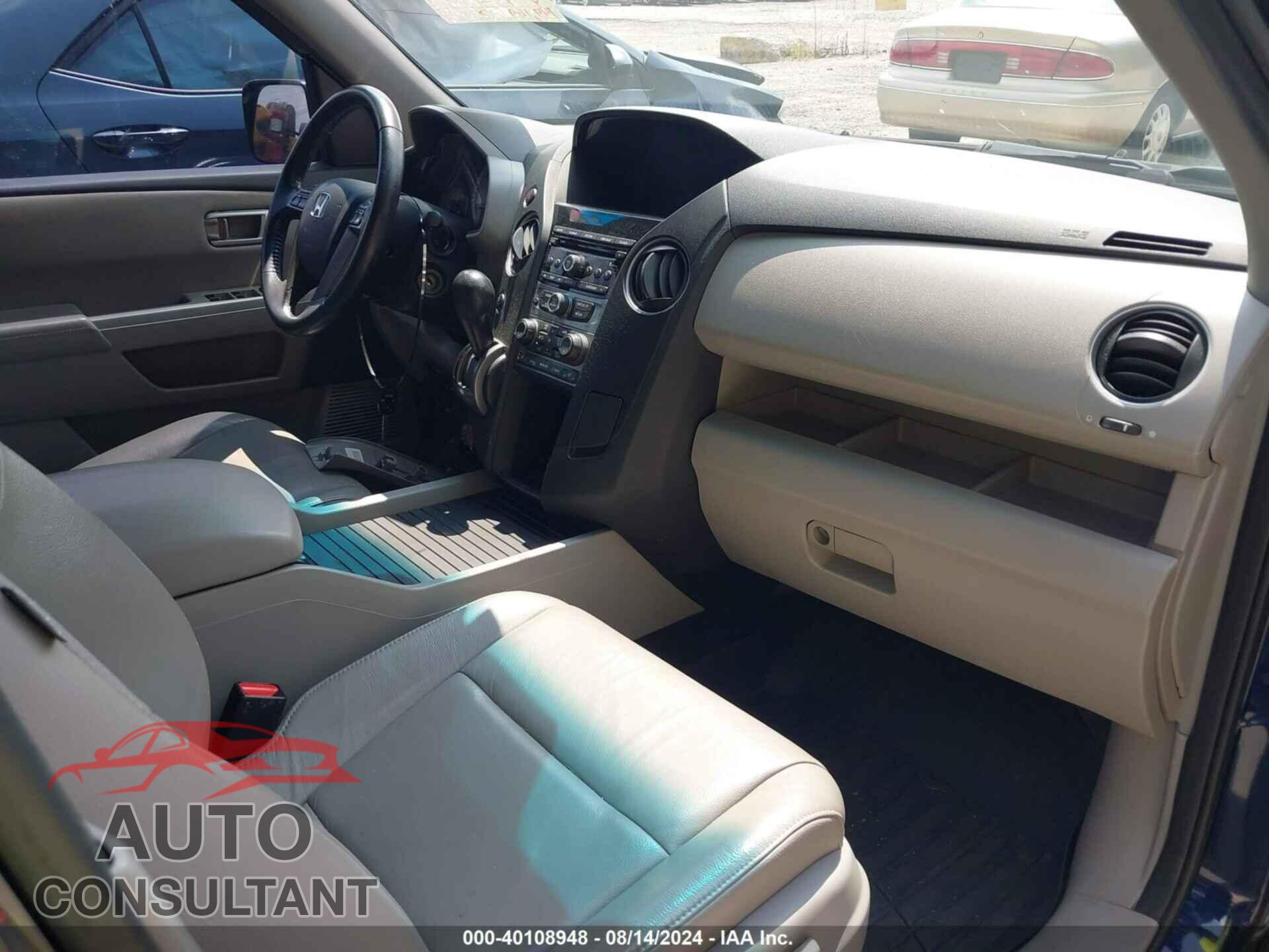 HONDA PILOT 2015 - 5FNYF4H50FB071704