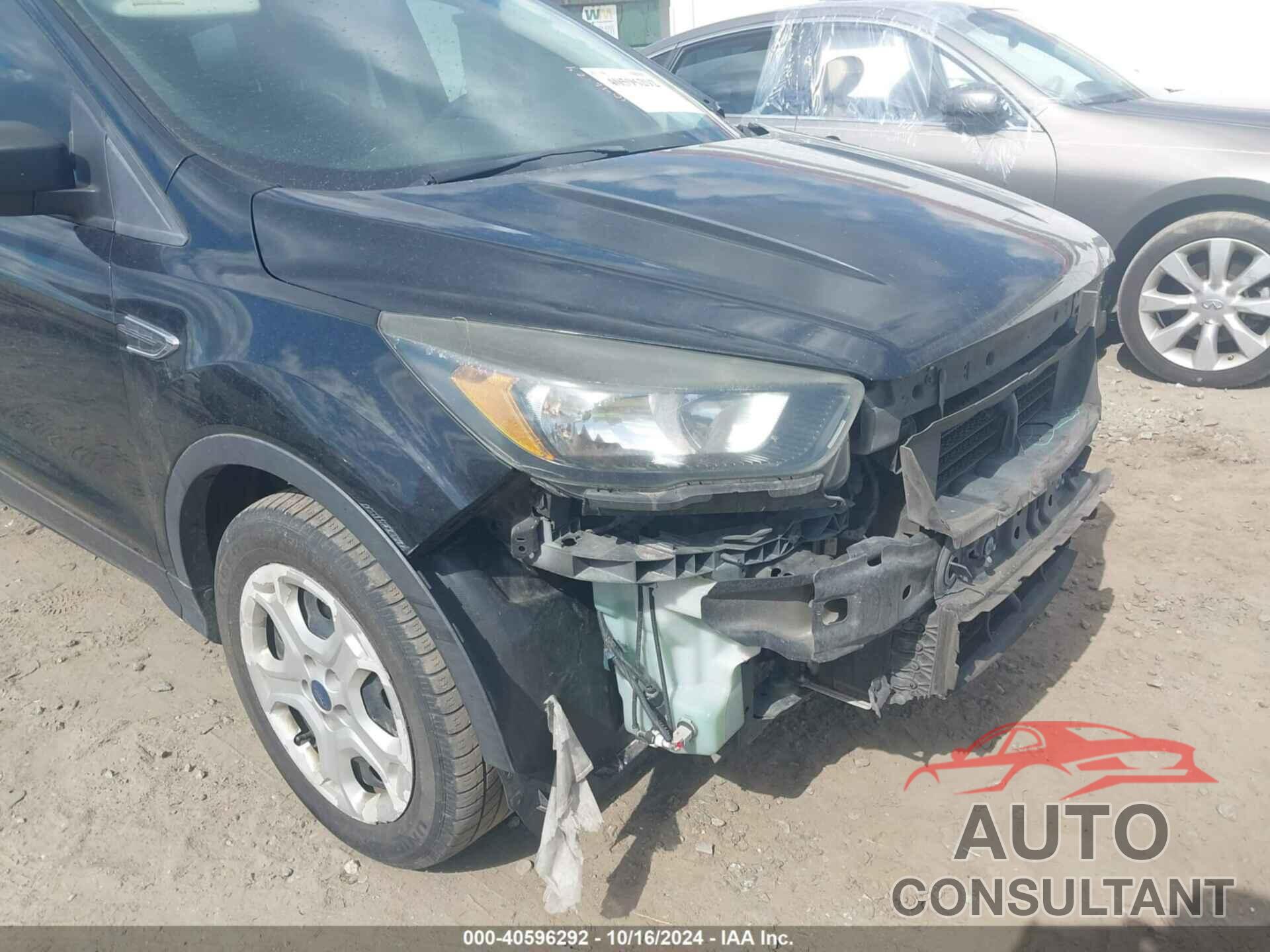 FORD ESCAPE 2018 - 1FMCU0F77JUA54861