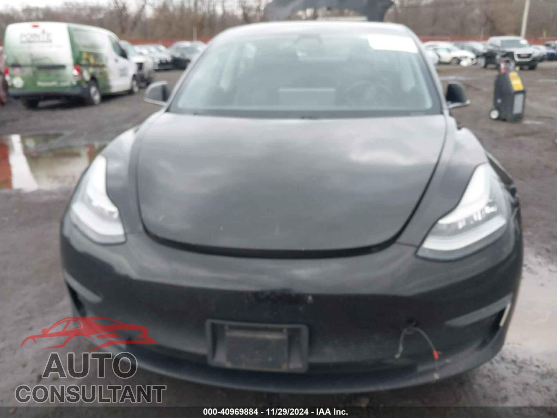 TESLA MODEL 3 2018 - 5YJ3E1EB7JF070483