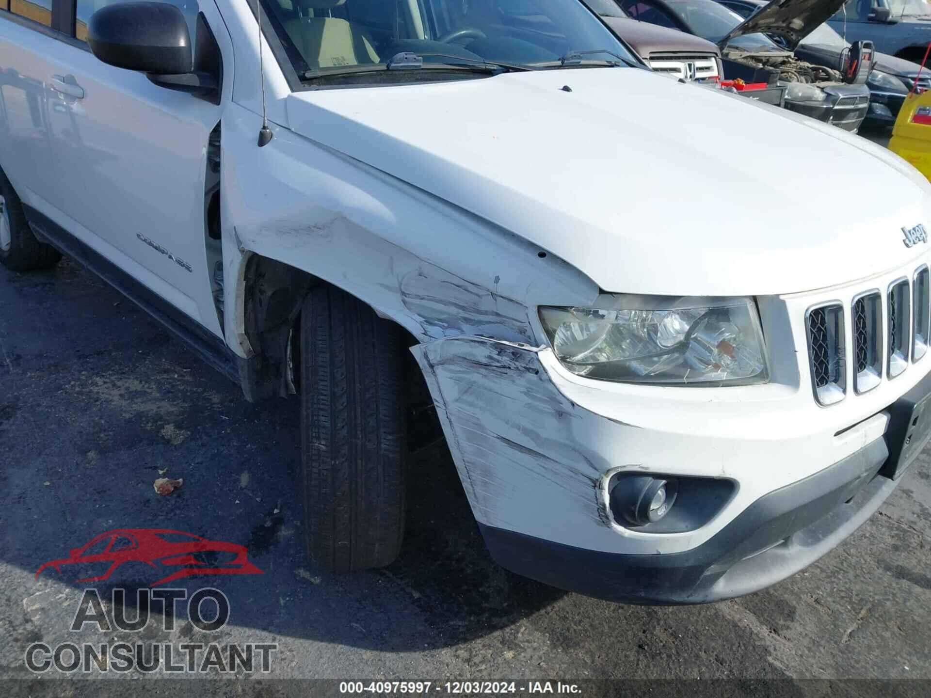 JEEP COMPASS 2011 - 1J4NF1FB5BD206861
