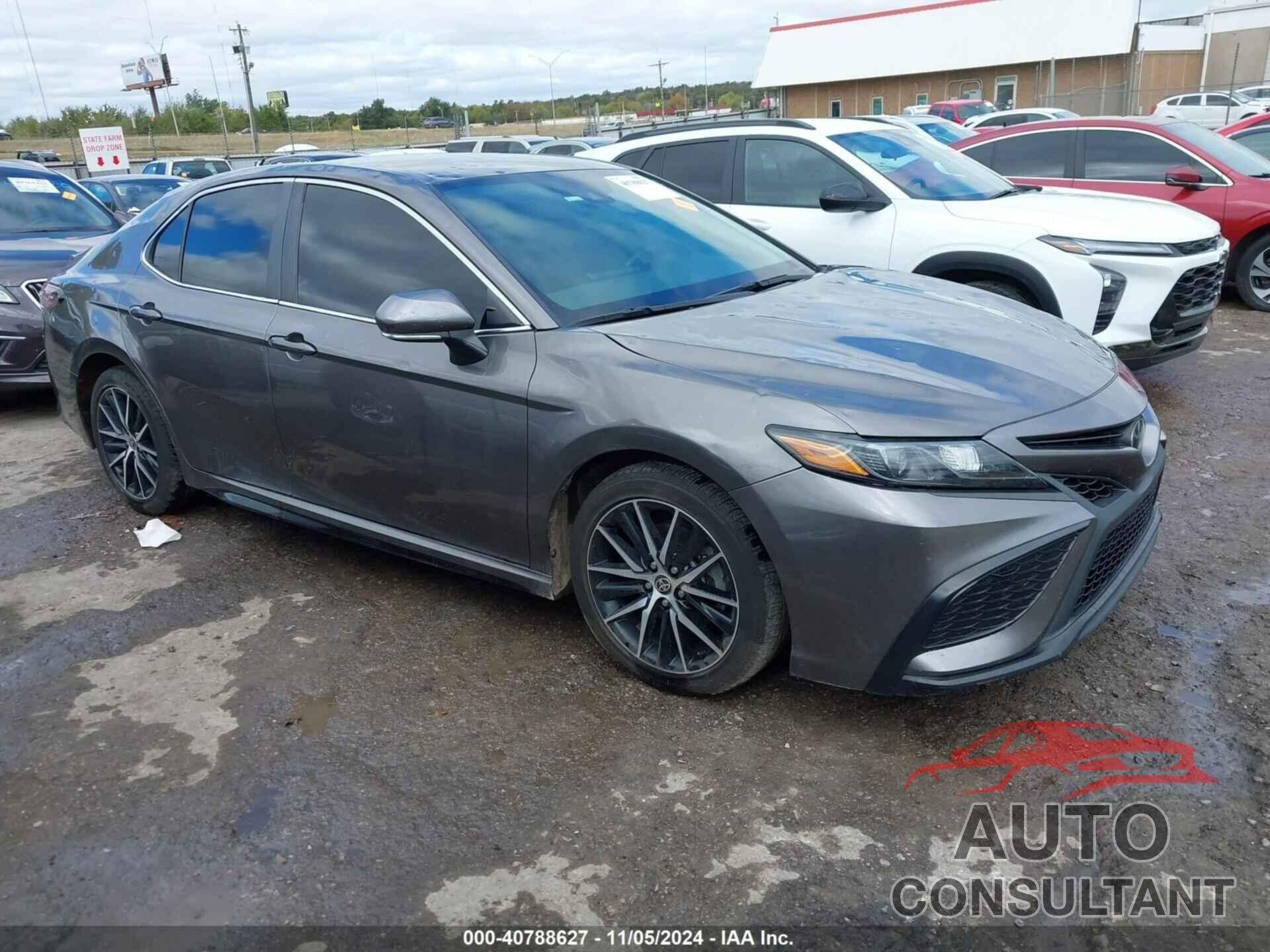 TOYOTA CAMRY 2021 - 4T1T11AK4MU533933