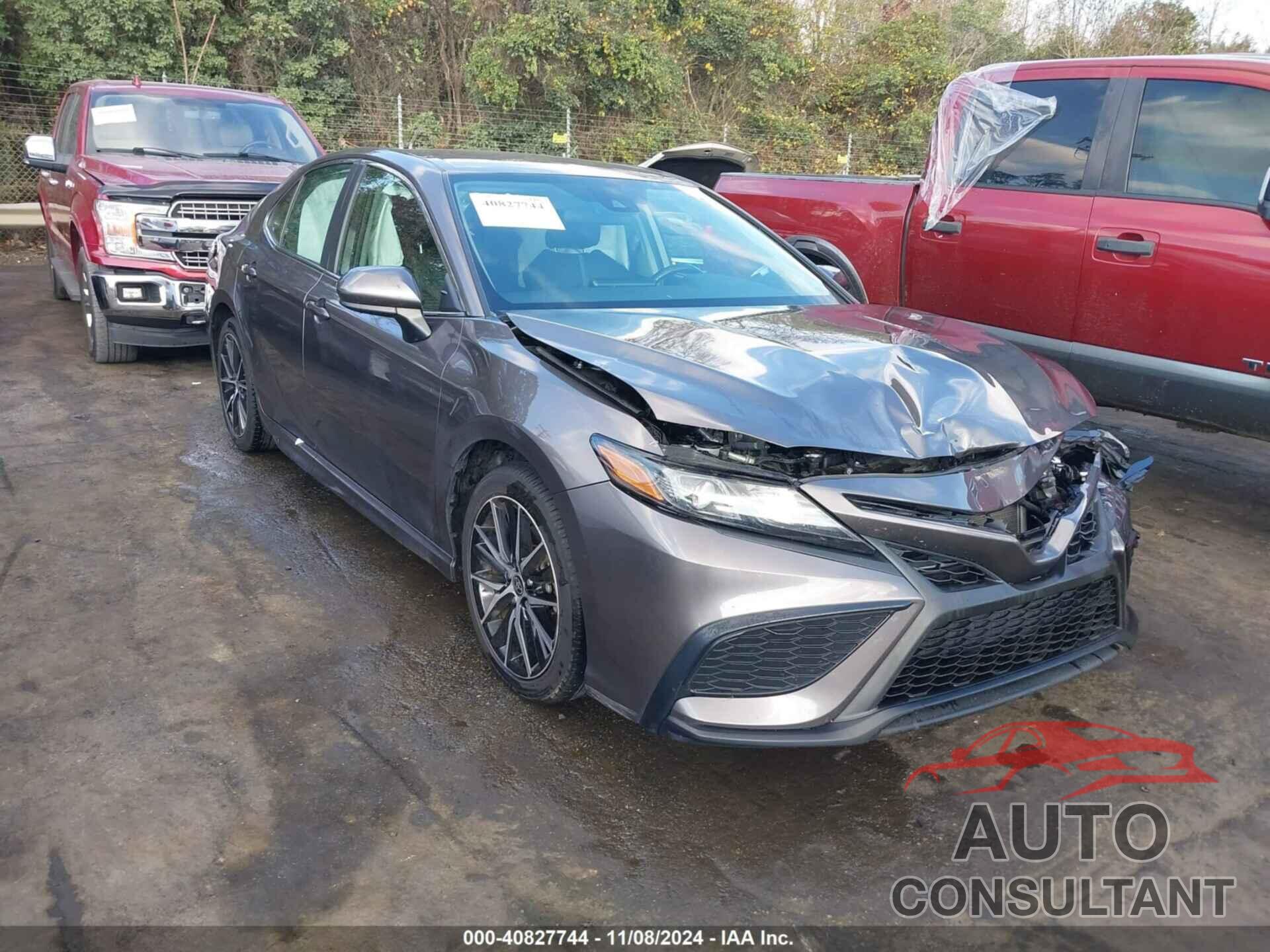 TOYOTA CAMRY 2021 - 4T1G11AK4MU480345