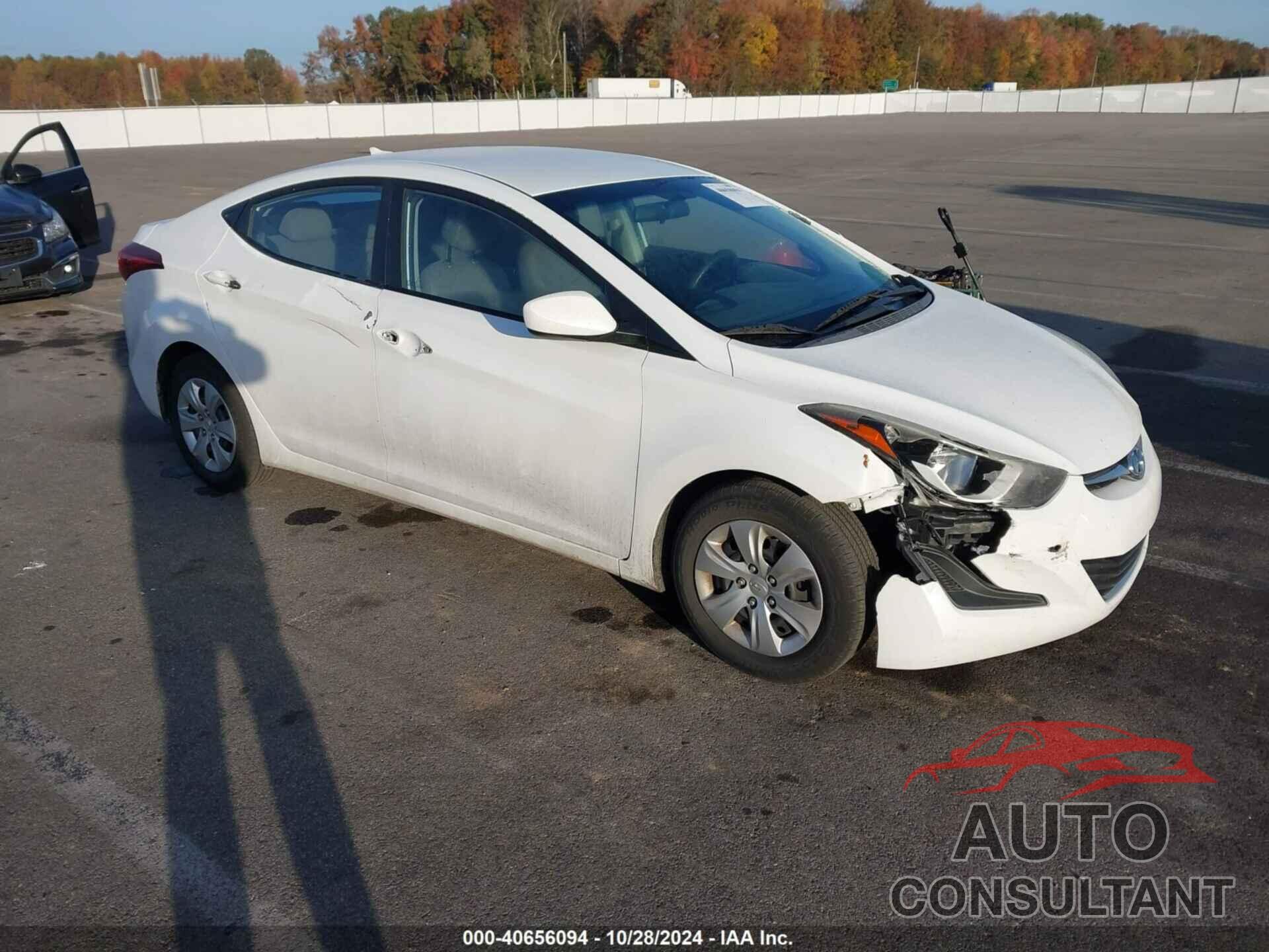 HYUNDAI ELANTRA 2016 - 5NPDH4AE3GH781038