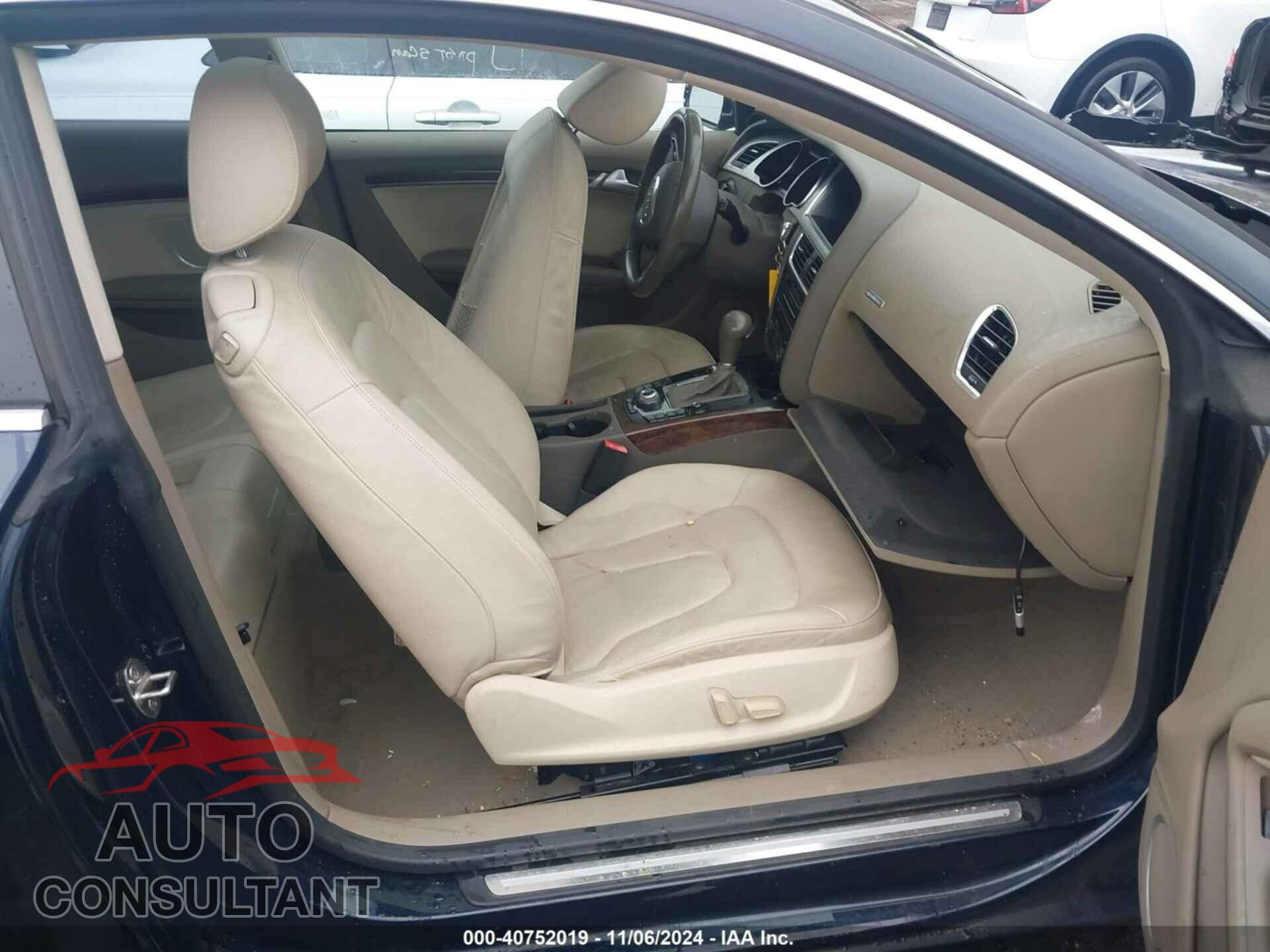 AUDI A5 2011 - WAULFAFR6BA081782
