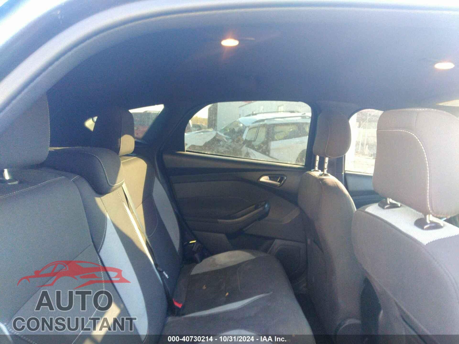 FORD FOCUS ST 2017 - 1FADP3L97HL277477