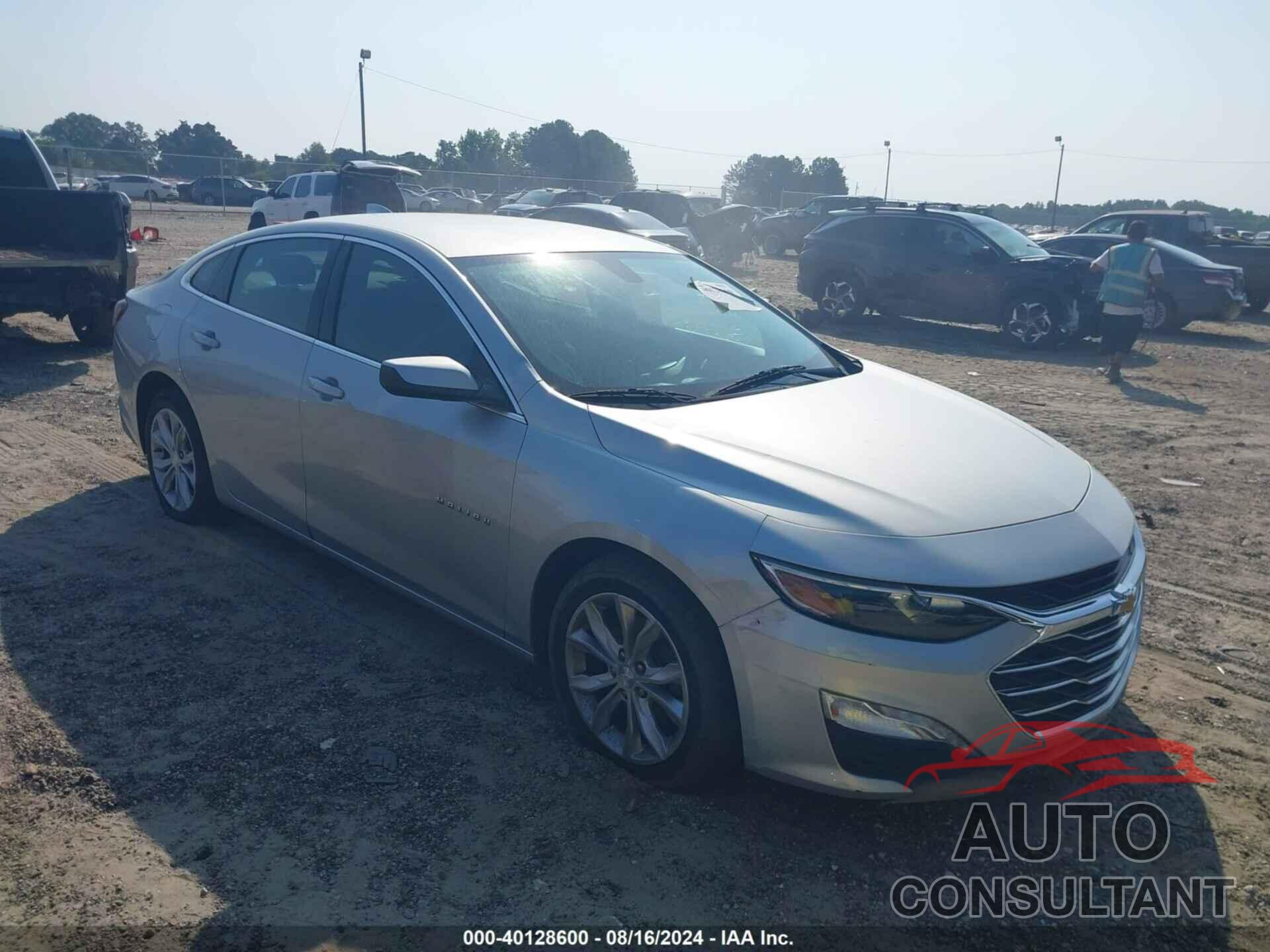 CHEVROLET MALIBU 2020 - 1G1ZD5ST5LF093219