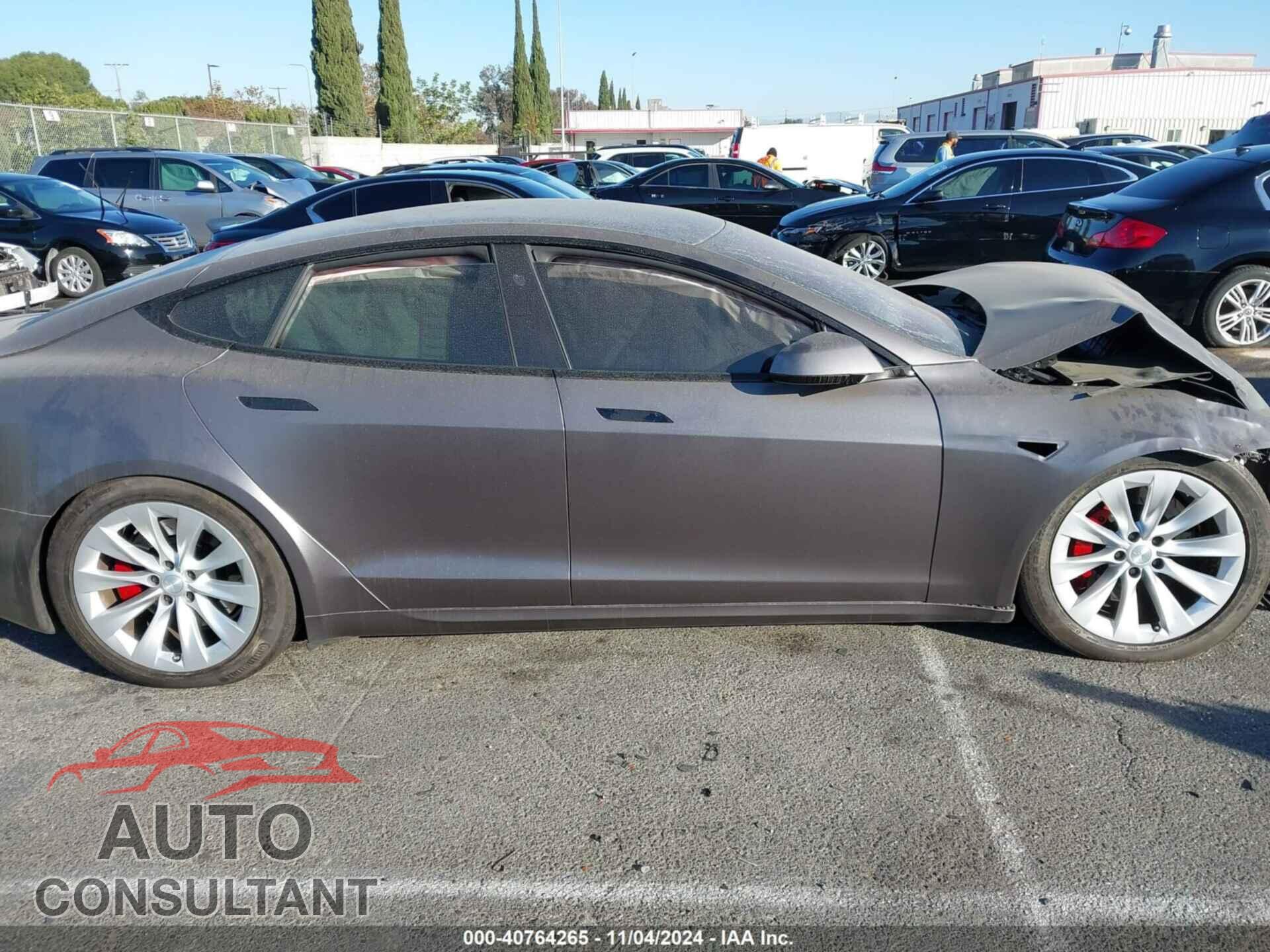 TESLA MODEL S 2021 - 5YJSA1E69MF432022