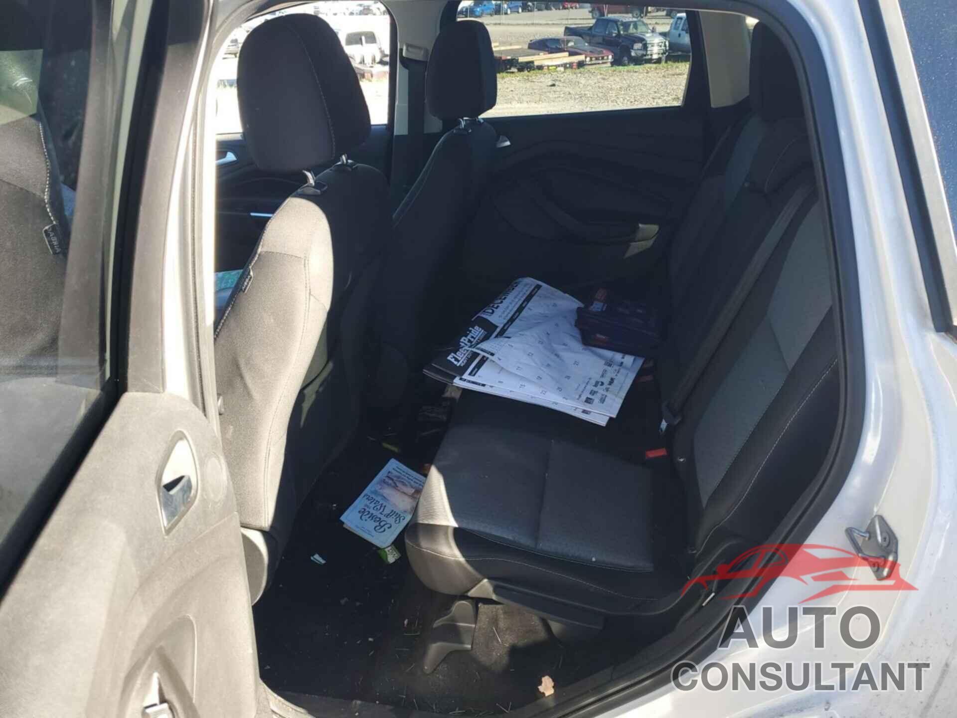 FORD ESCAPE 2017 - 1FMCU9GDXHUD02474