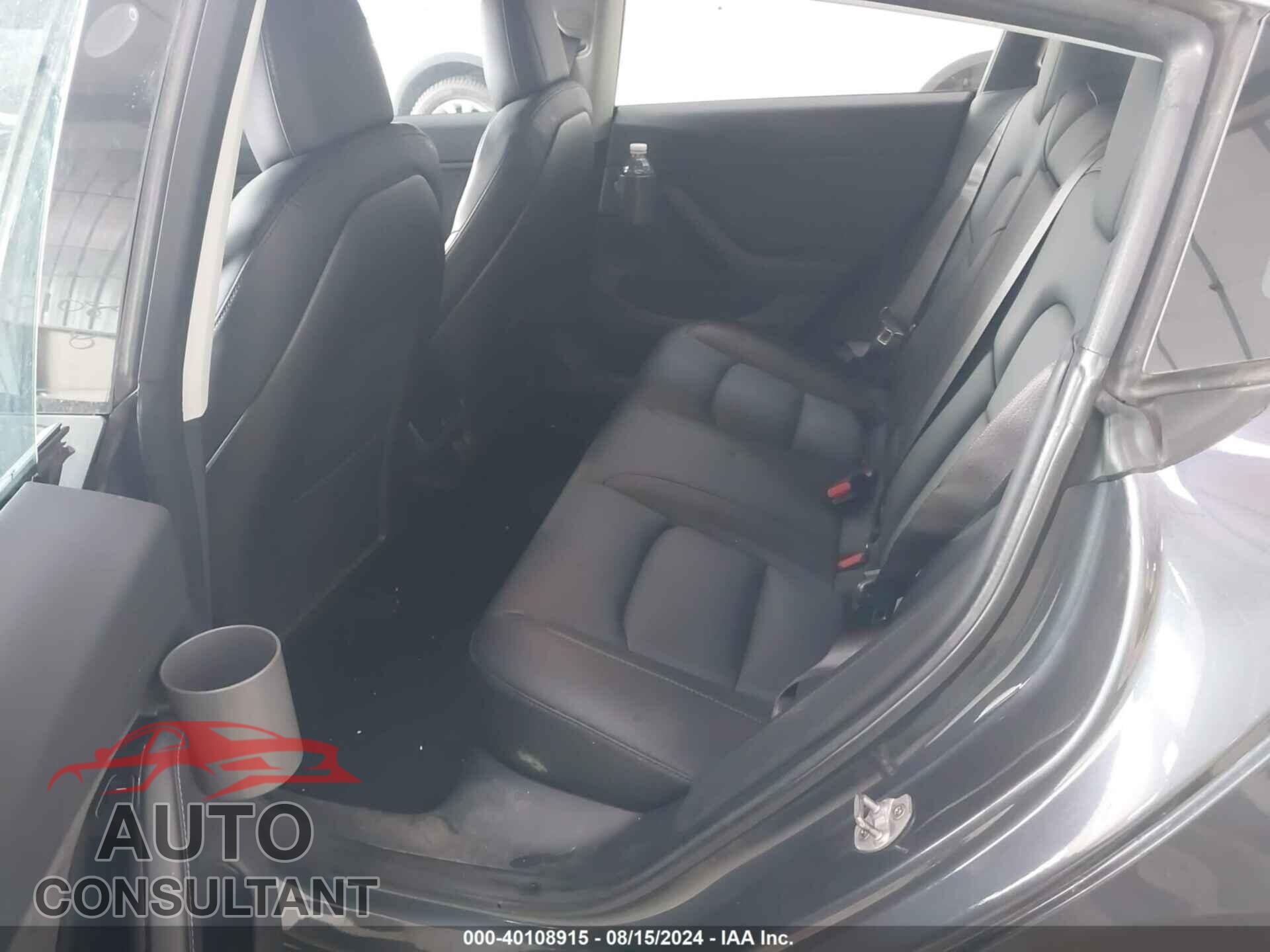 TESLA MODEL 3 2018 - 5YJ3E1EB3JF083148