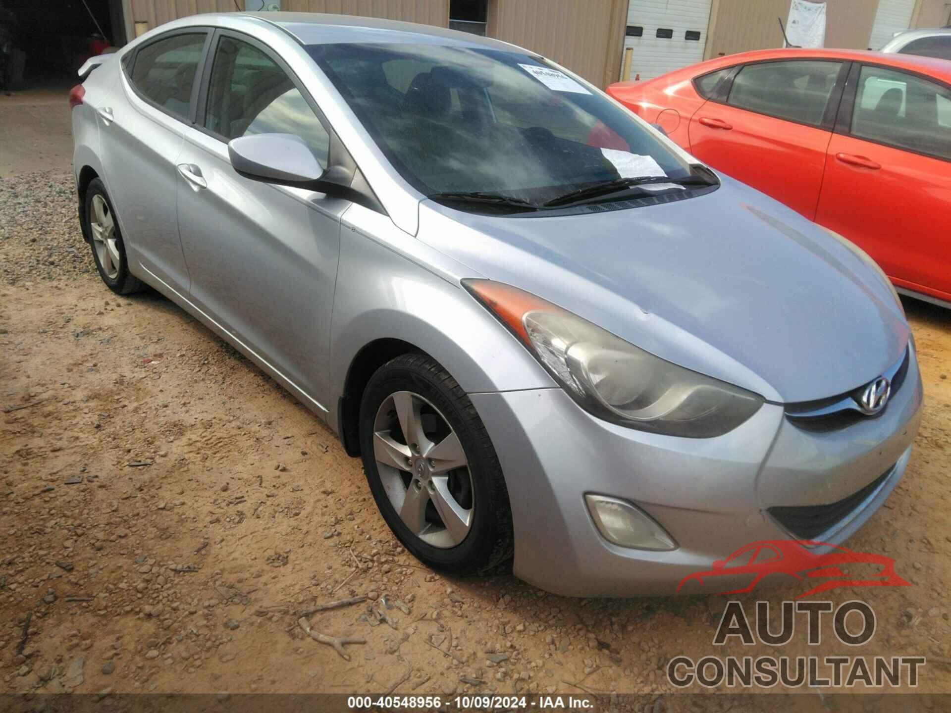 HYUNDAI ELANTRA 2013 - 5NPDH4AE0DH166099