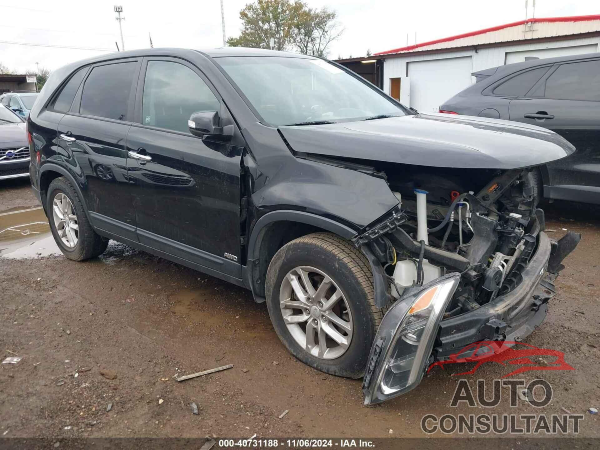 KIA SORENTO 2015 - 5XYKTCA60FG613808