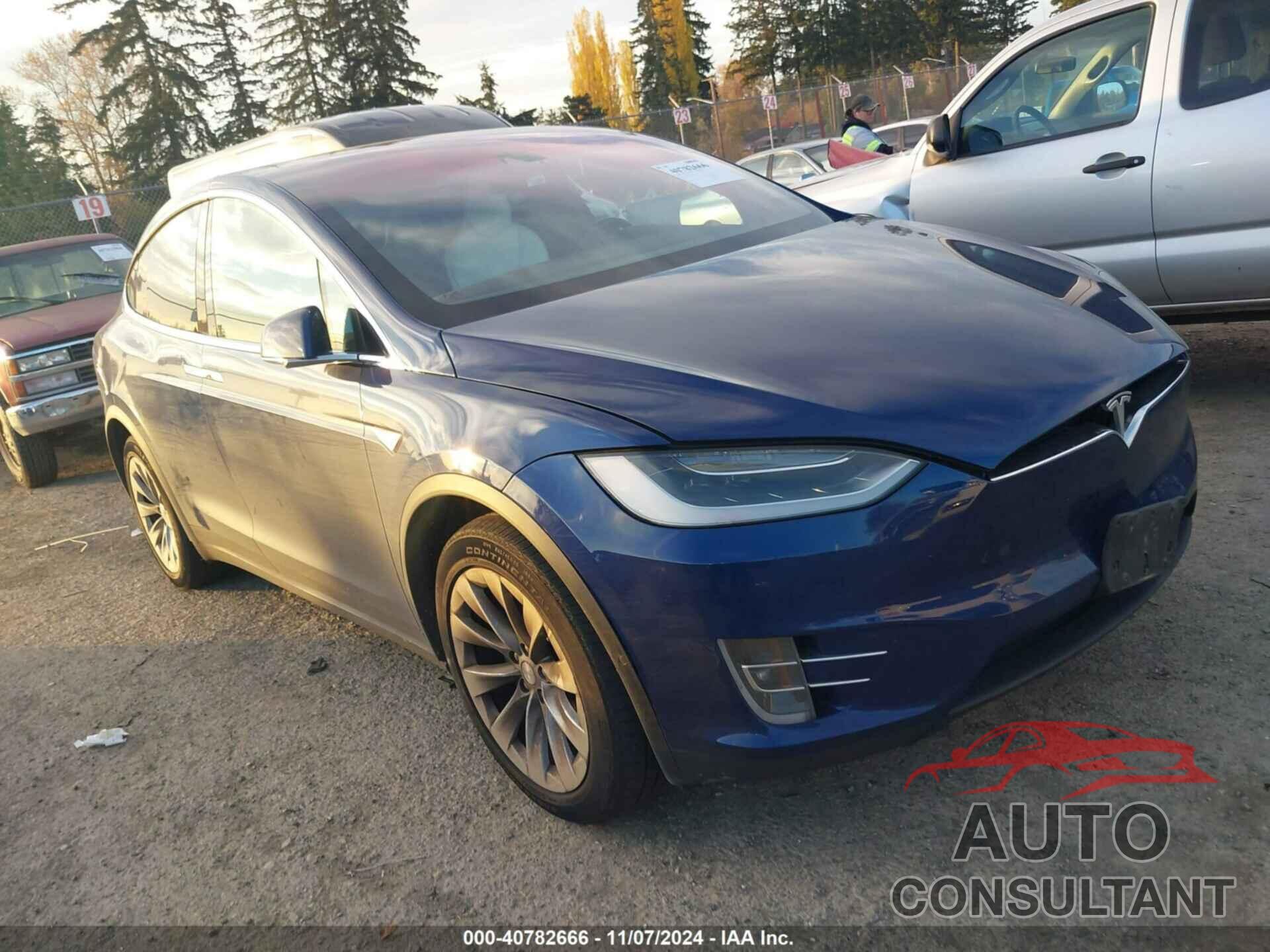 TESLA MODEL X 2016 - 5YJXCBE26GF020972