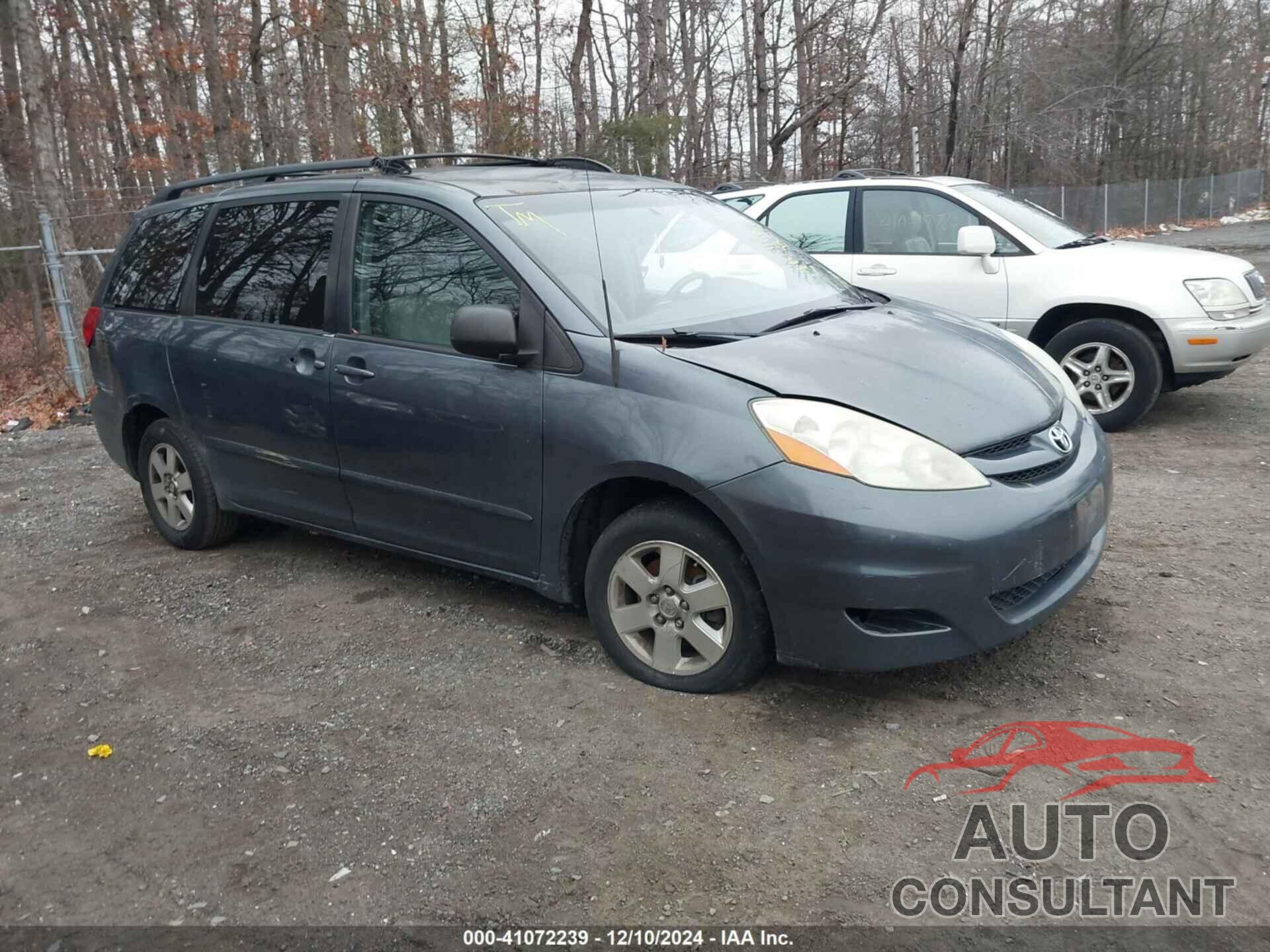 TOYOTA SIENNA 2010 - 5TDKK4CC9AS295355