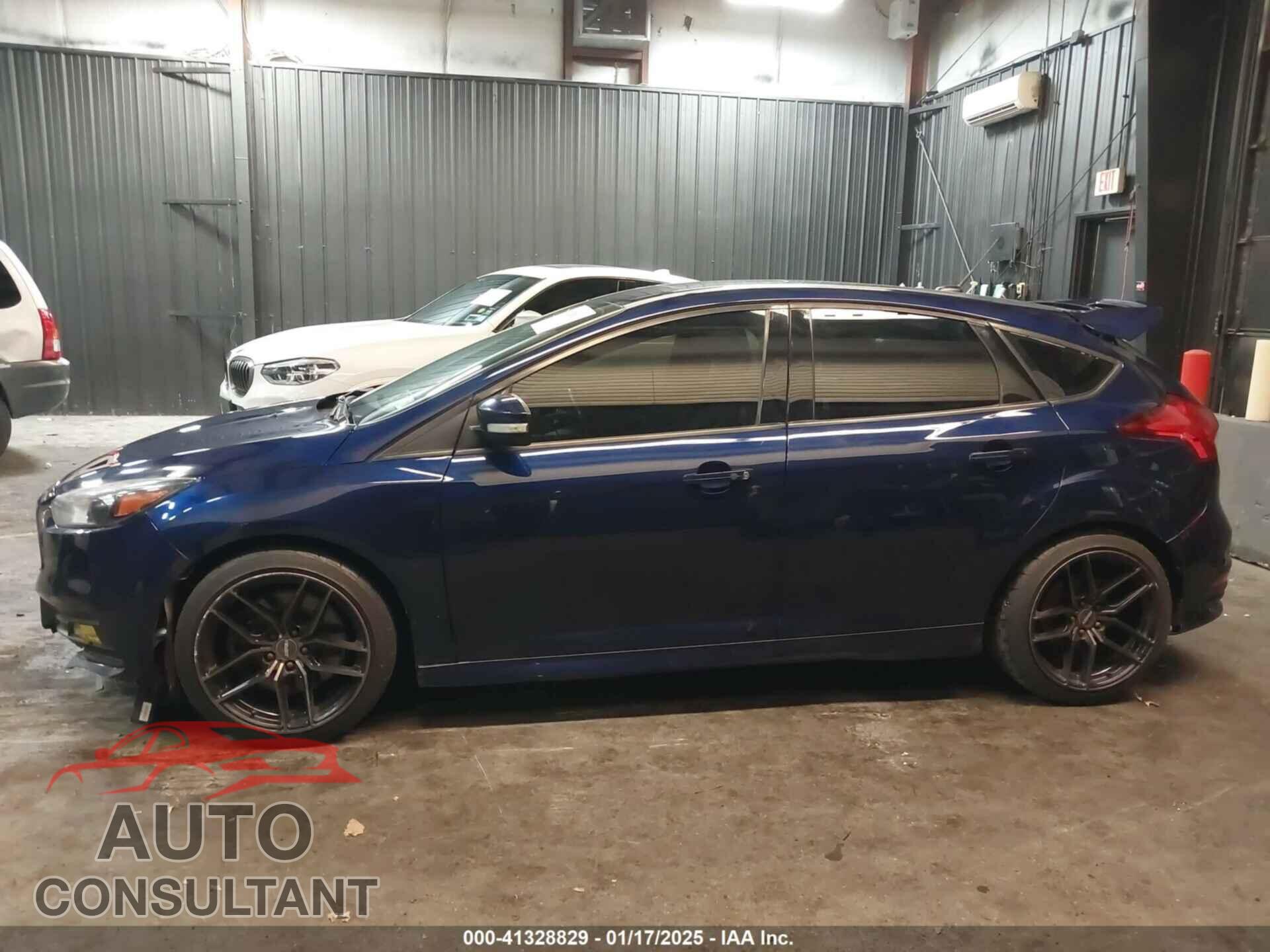 FORD FOCUS ST 2017 - 1FADP3L92HL326097