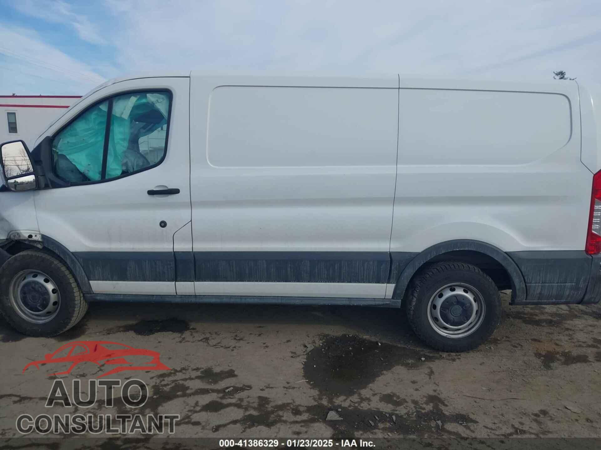 FORD TRANSIT-150 2017 - 1FTYE1YM5HKB43480