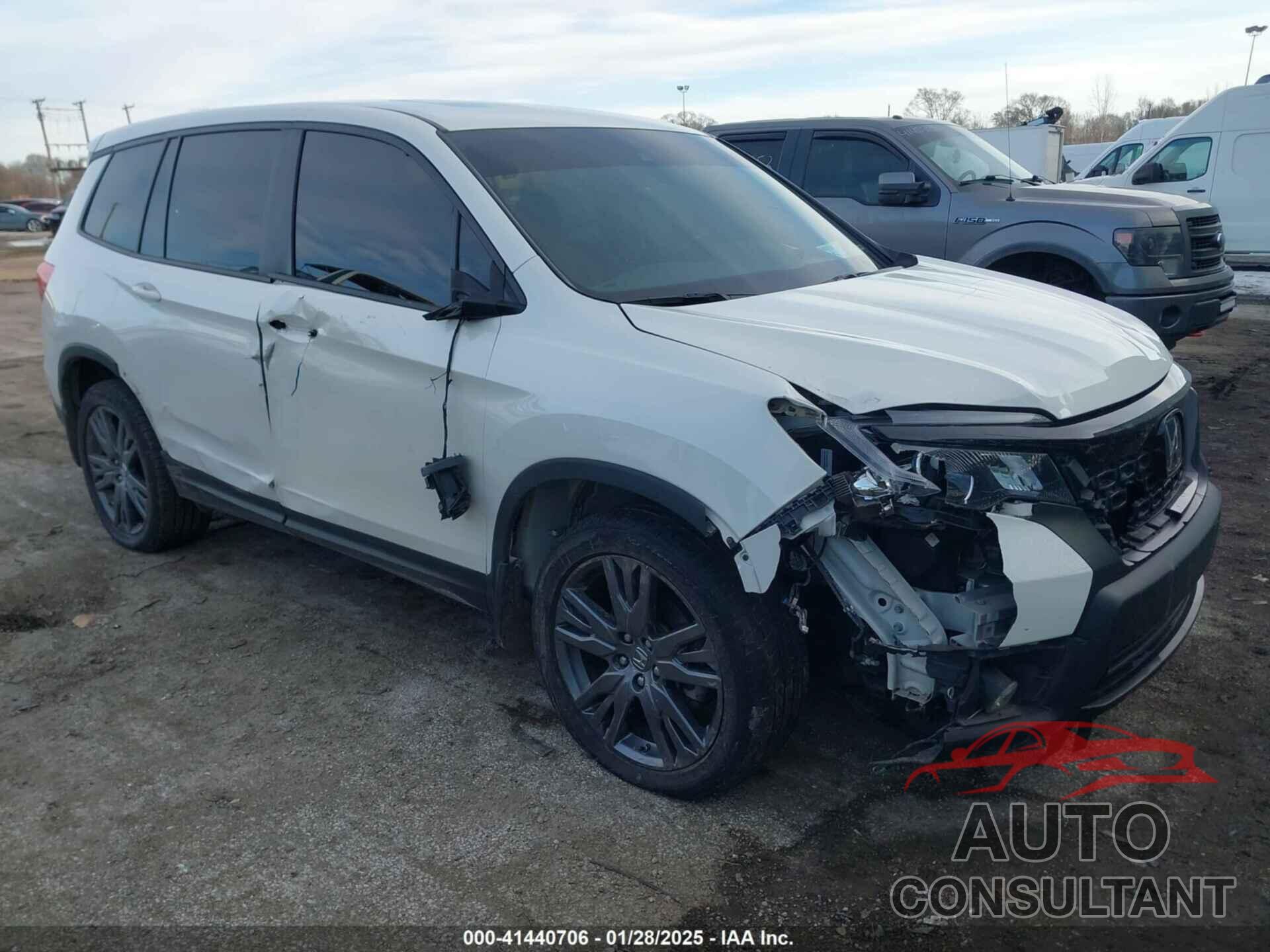 HONDA PASSPORT 2019 - 5FNYF8H5XKB008904