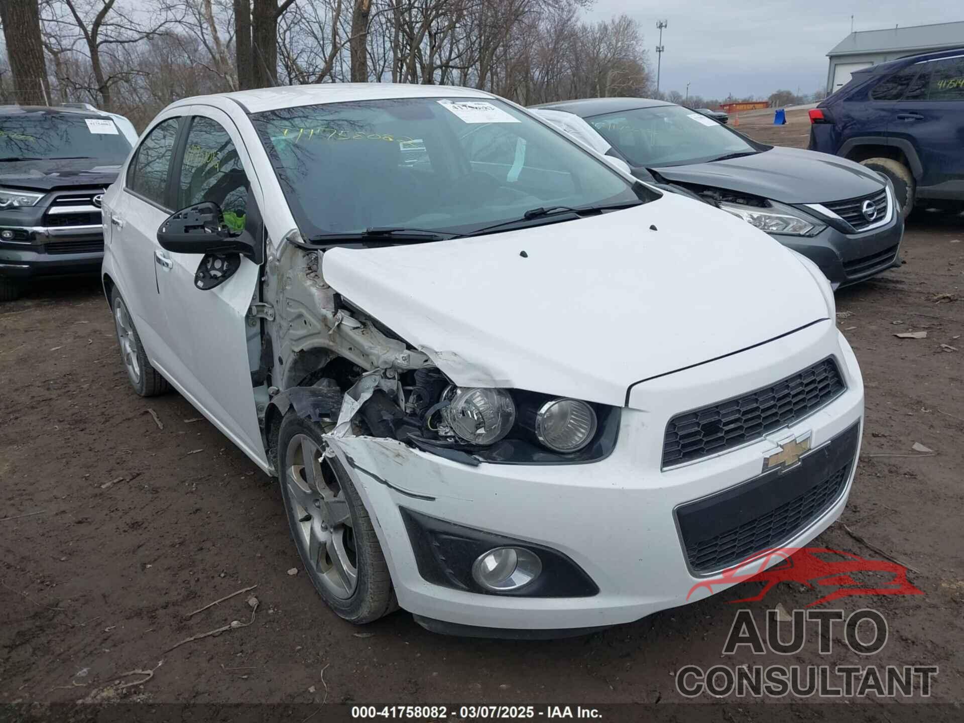 CHEVROLET SONIC 2013 - 1G1JE5SB6D4105019
