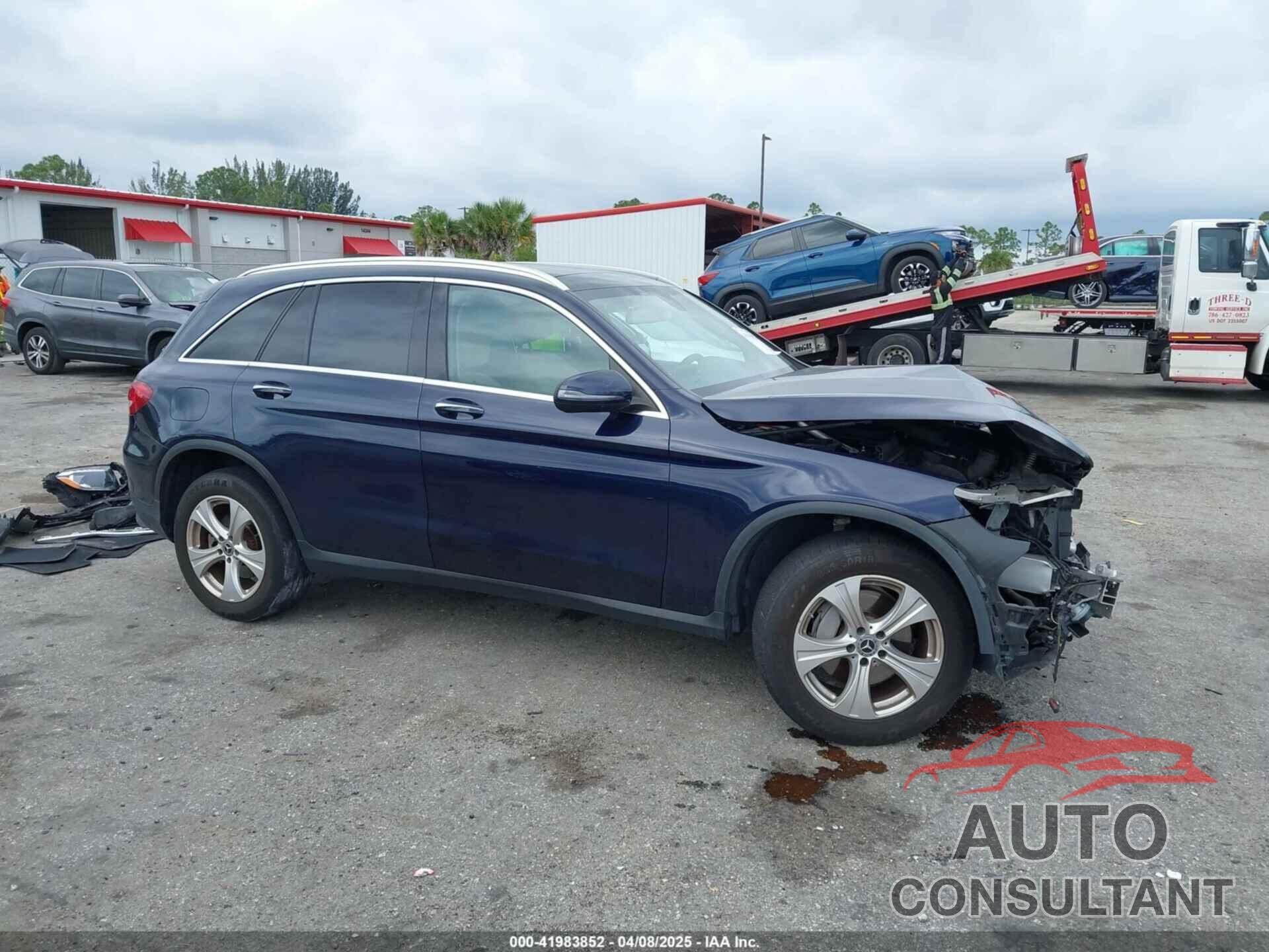 MERCEDES-BENZ GLC 300 2017 - WDC0G4KB9HF252544