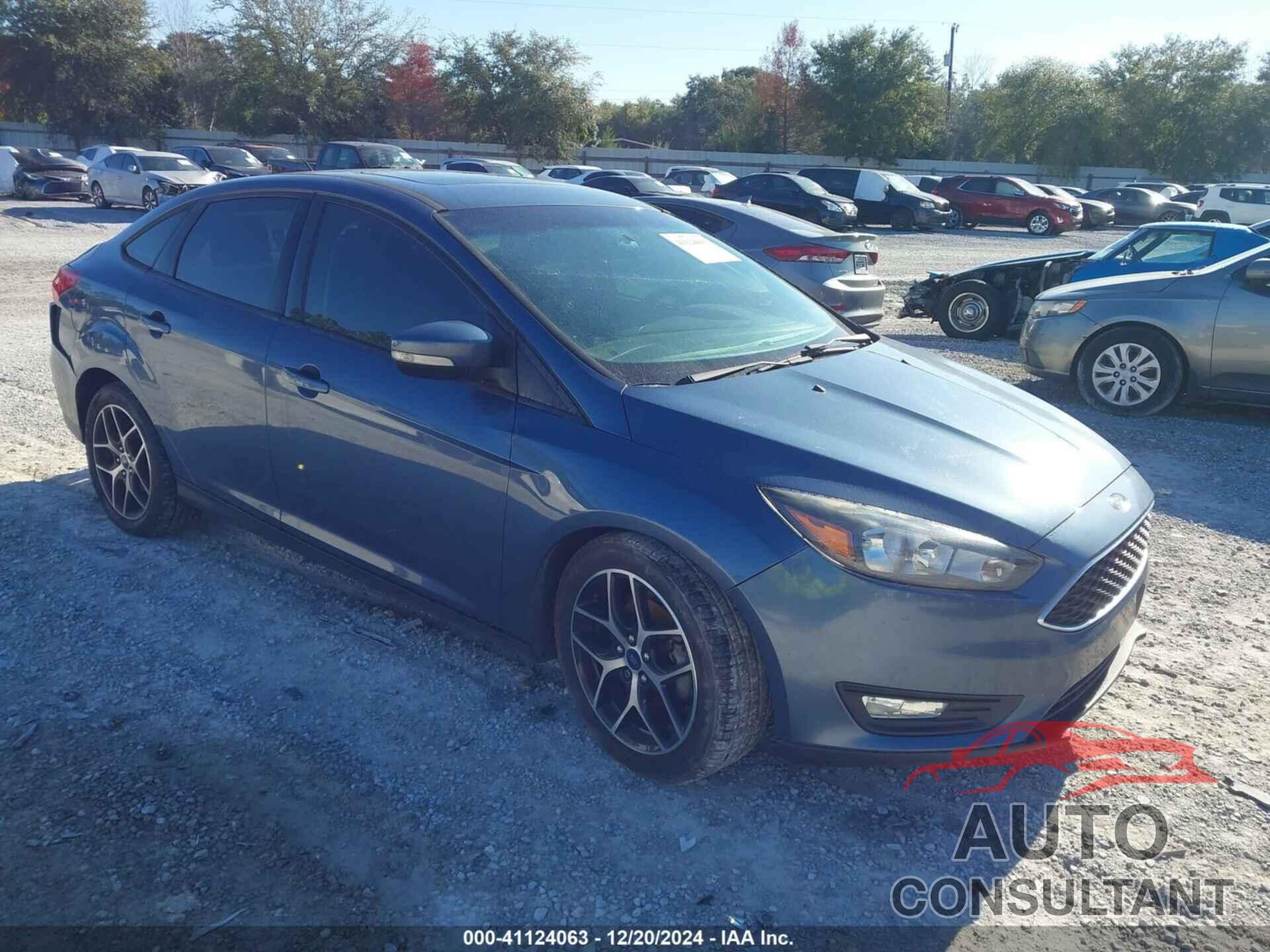 FORD FOCUS 2018 - 1FADP3H28JL243131