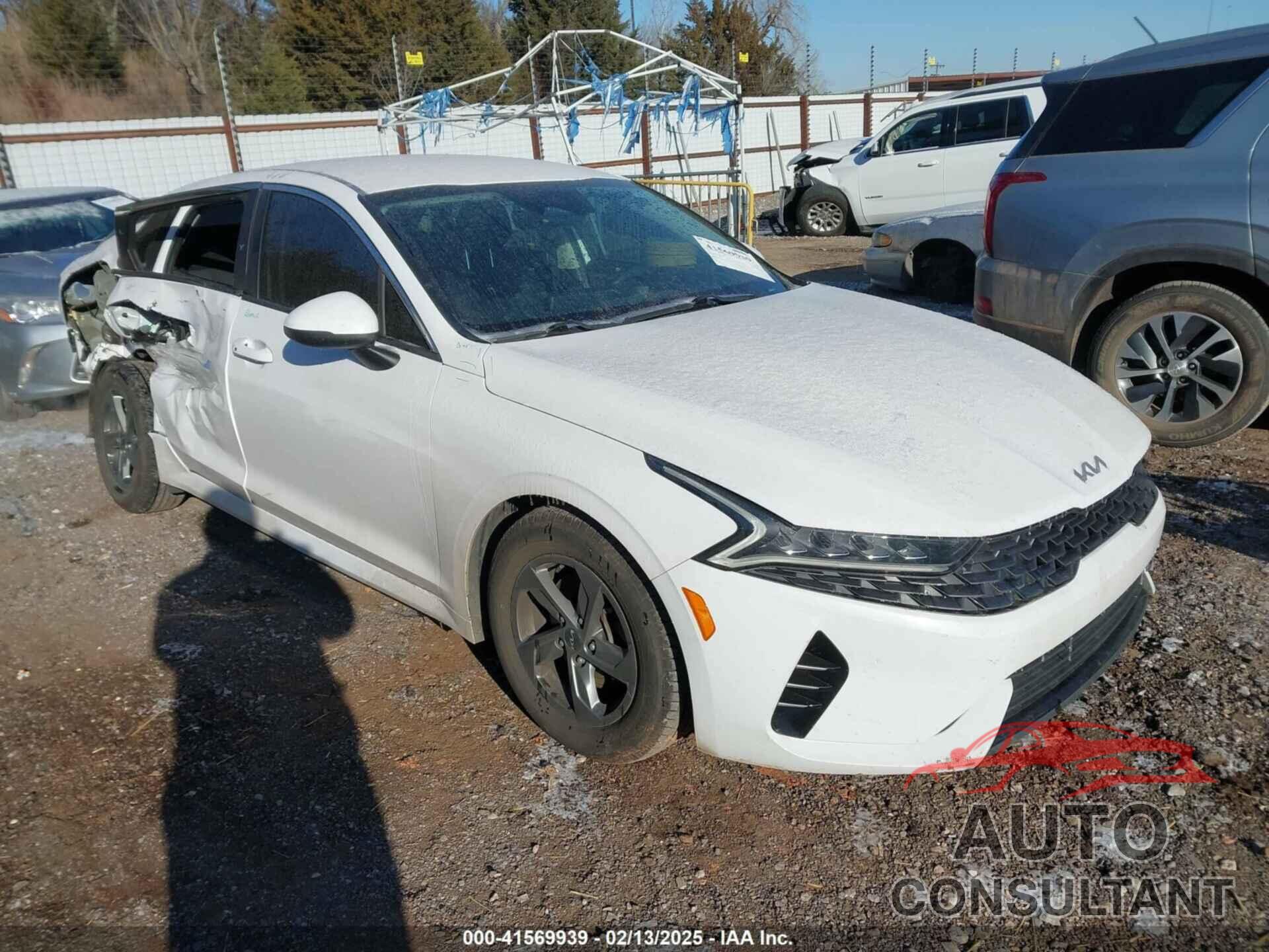 KIA K5 2022 - 5XXG14J20NG158220
