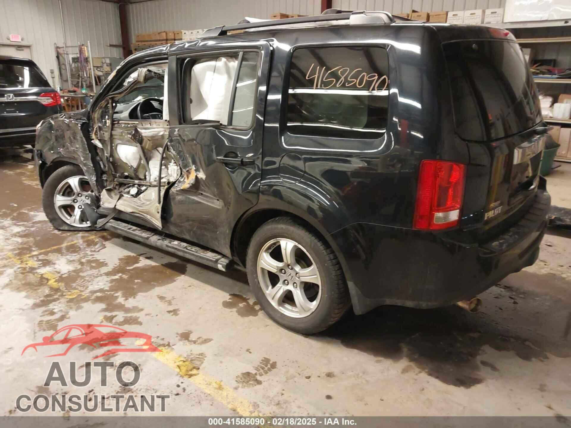 HONDA PILOT 2015 - 5FNYF4H59FB010416