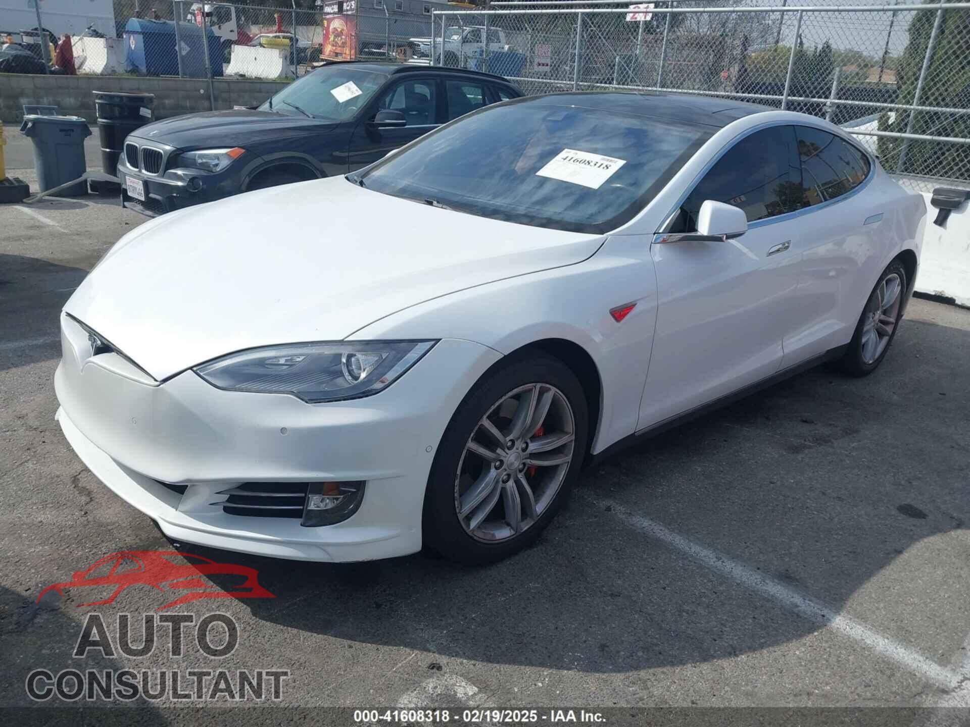 TESLA MODEL S 2014 - 5YJSA1H17EFP49833