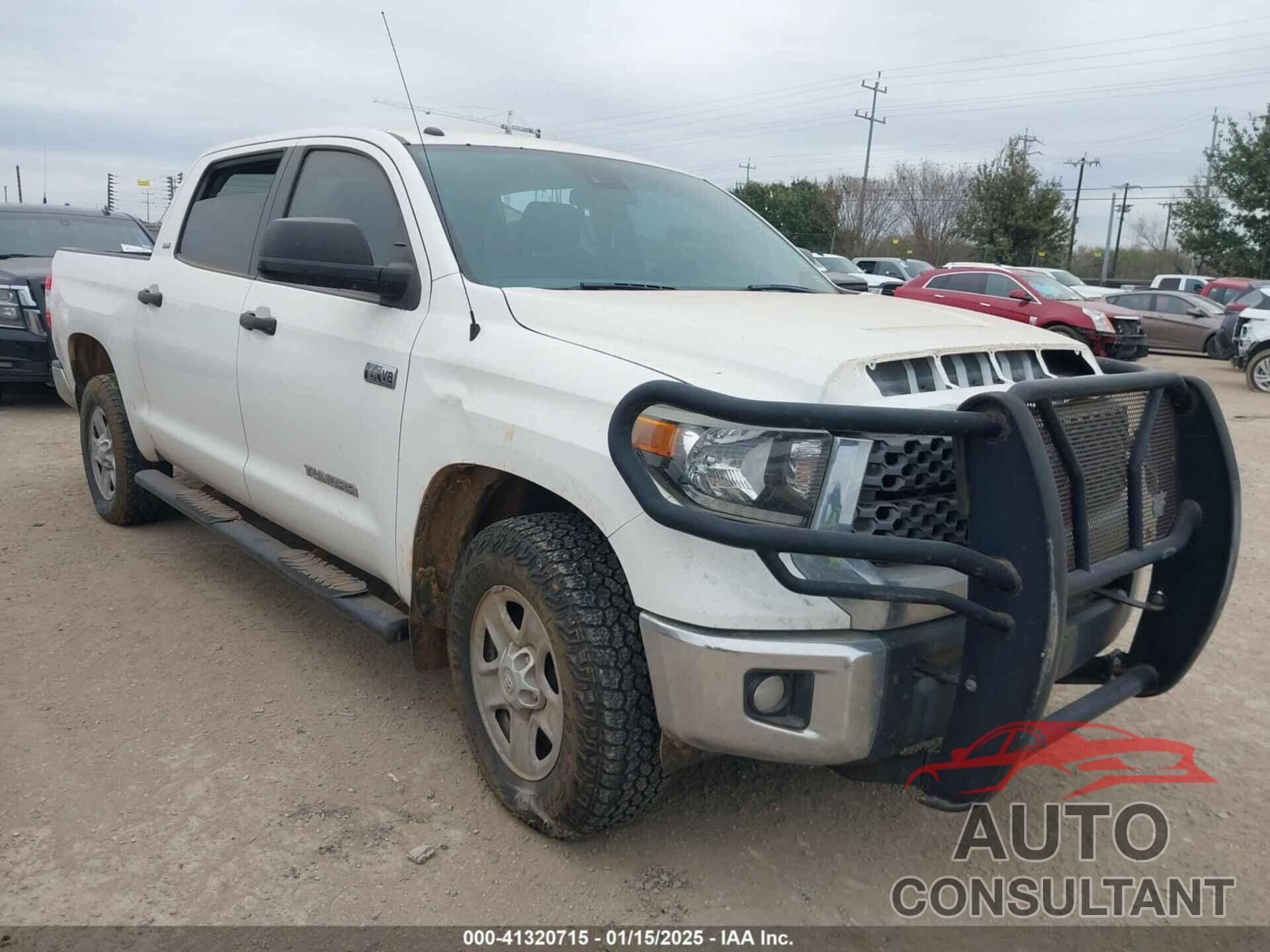 TOYOTA TUNDRA 2018 - 5TFDW5F19JX770994