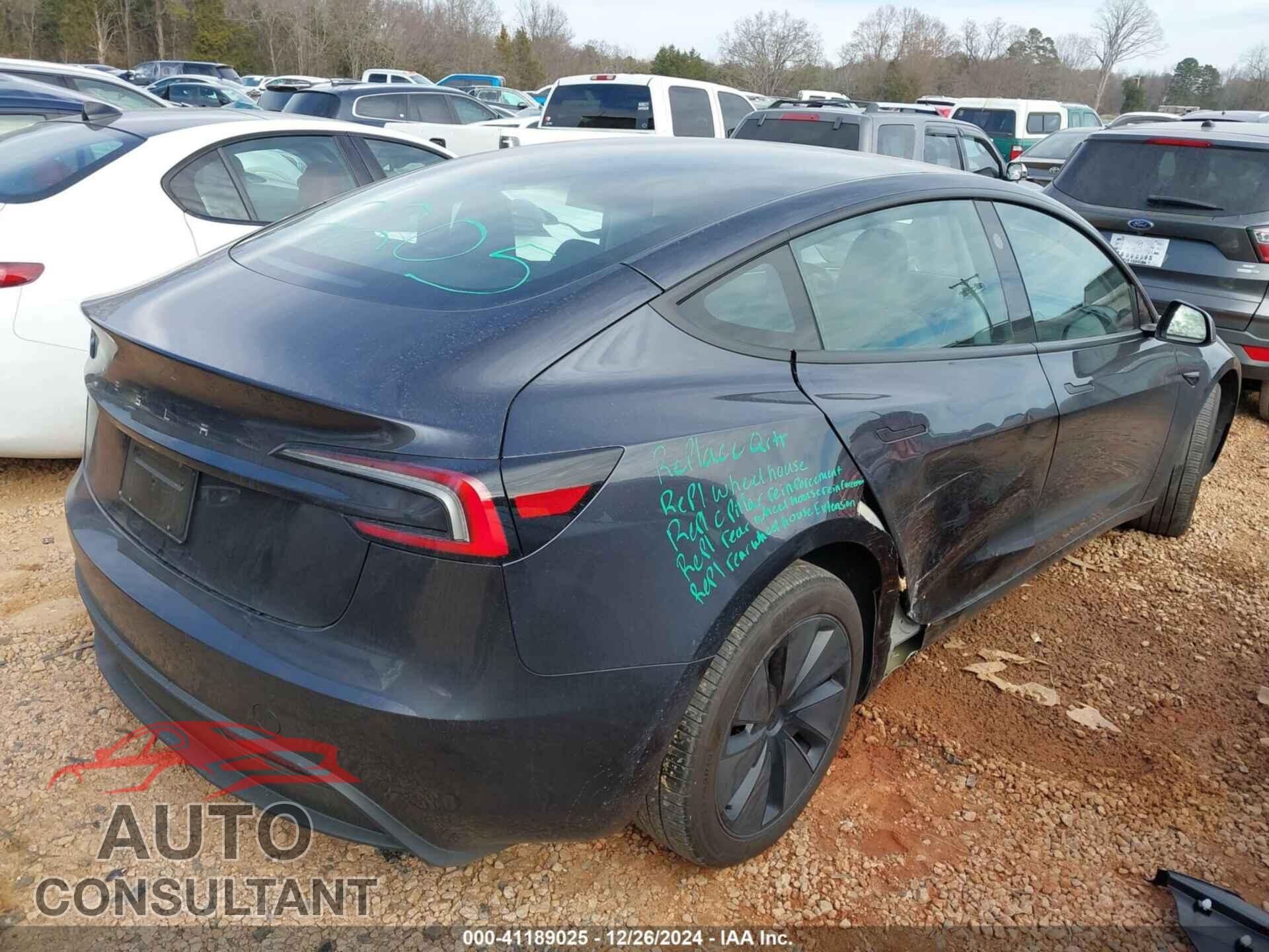 TESLA MODEL 3 2024 - 5YJ3E1EA9RF784814