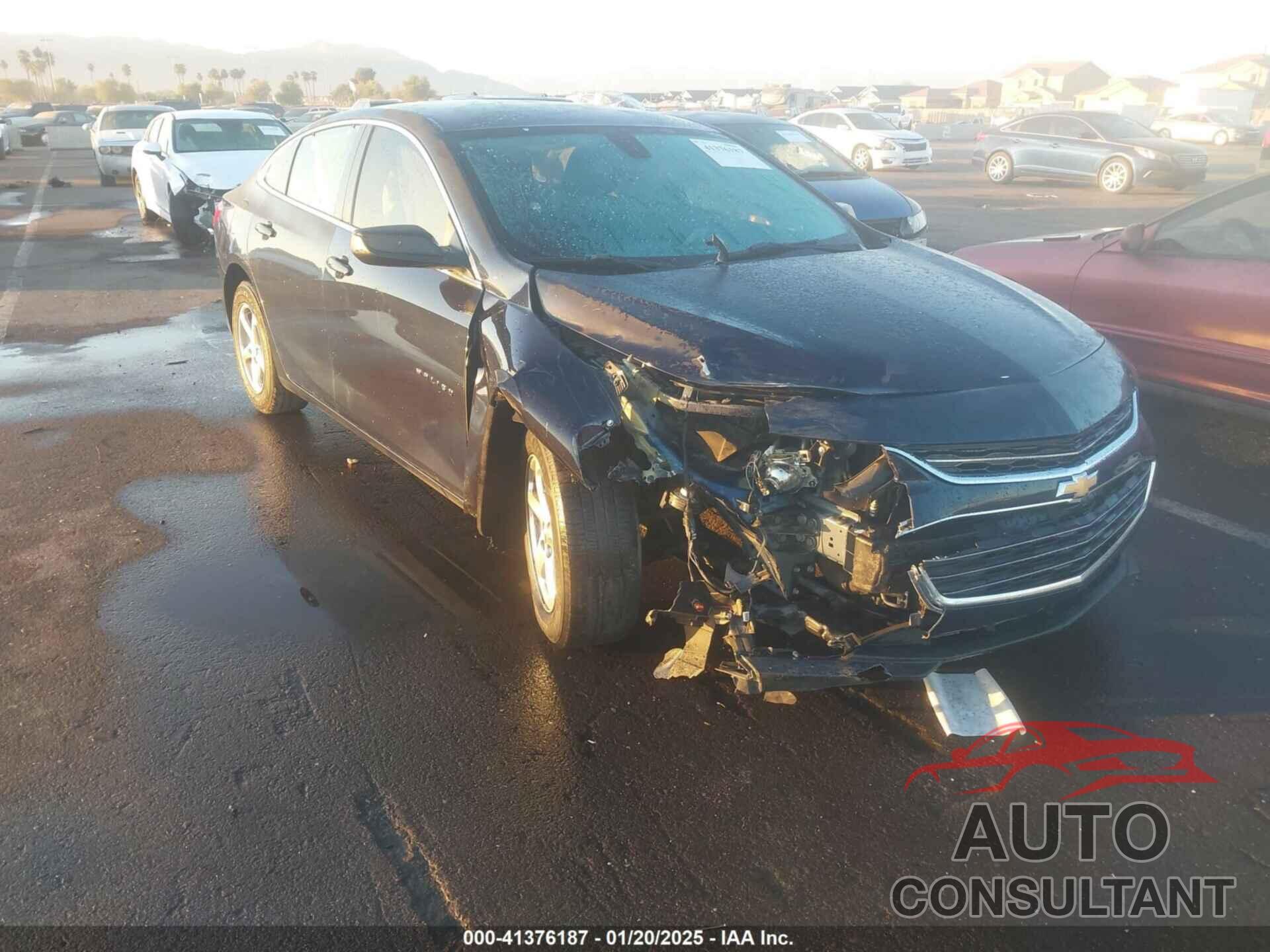 CHEVROLET MALIBU 2017 - 1G1ZB5ST2HF139148