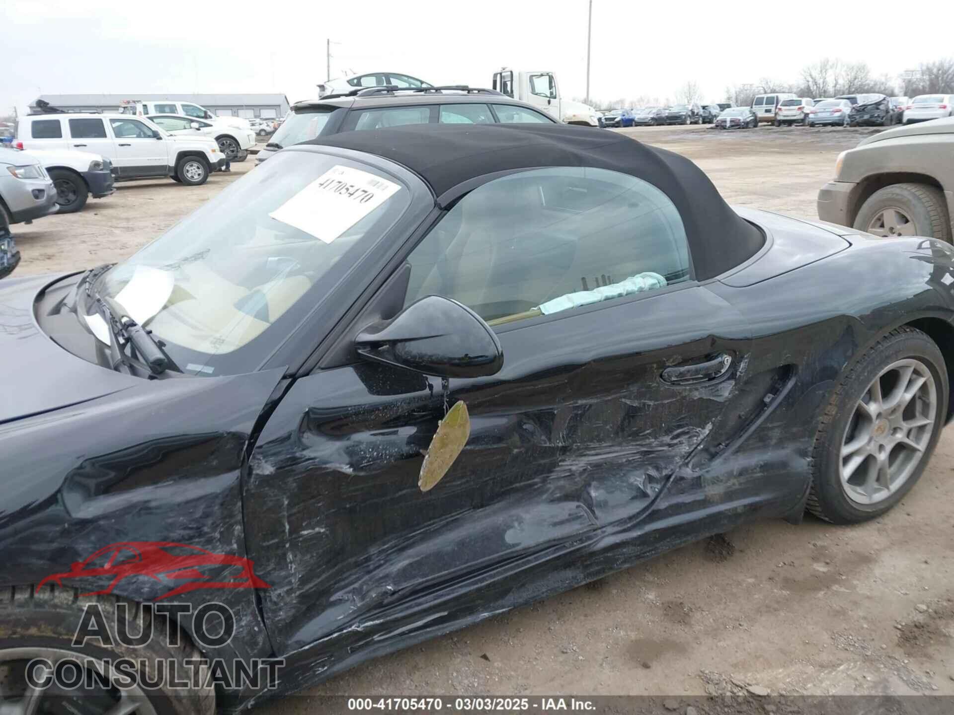 PORSCHE BOXSTER 2011 - WP0CA2A88BS710376