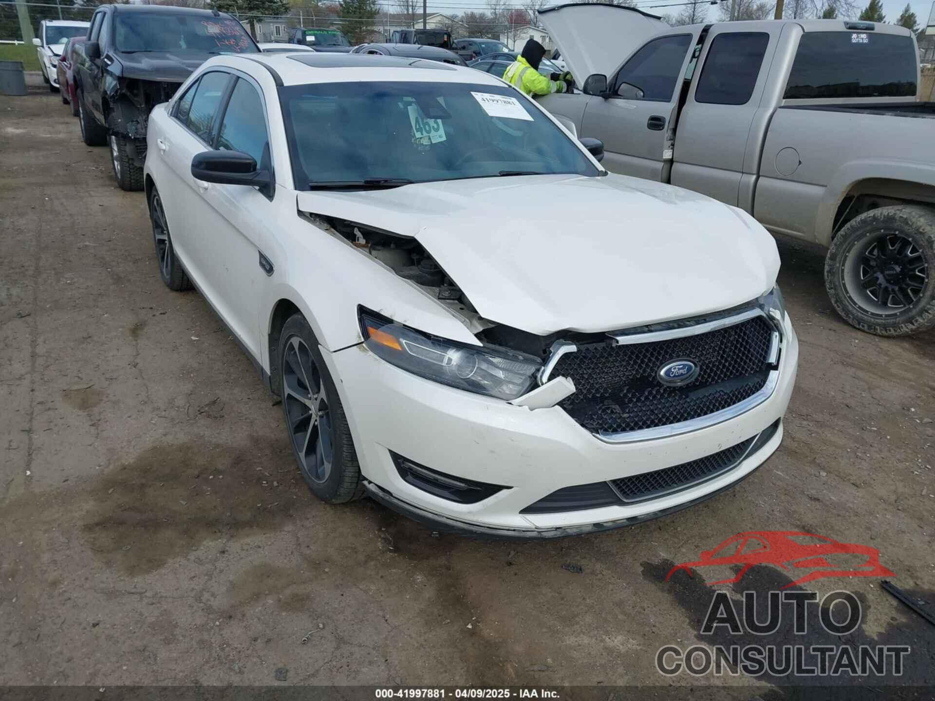 FORD TAURUS 2015 - 1FAHP2KTXFG163276
