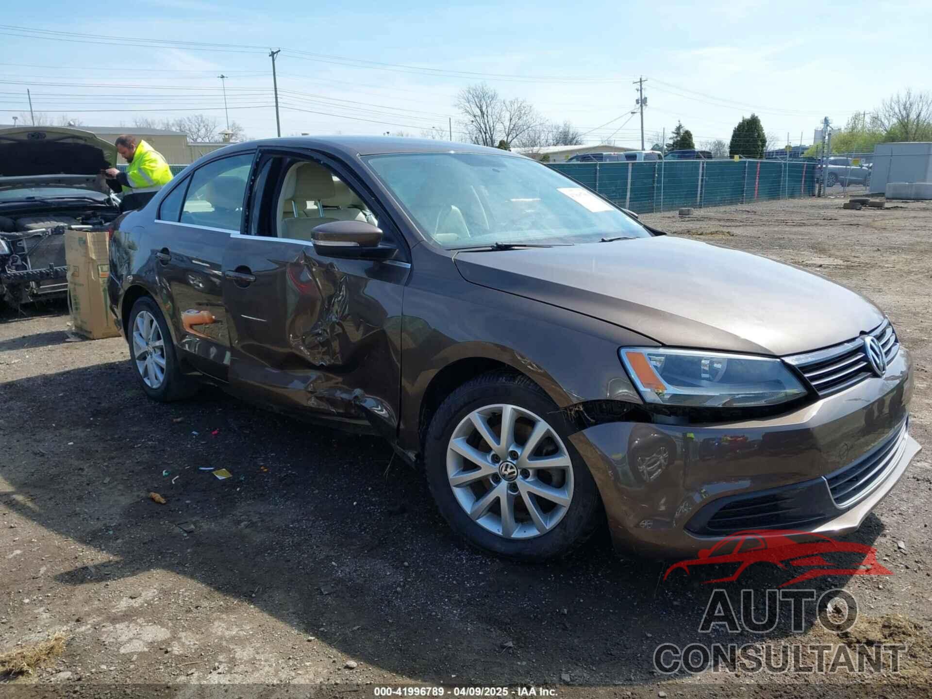 VOLKSWAGEN JETTA 2014 - 3VWD17AJ4EM252608
