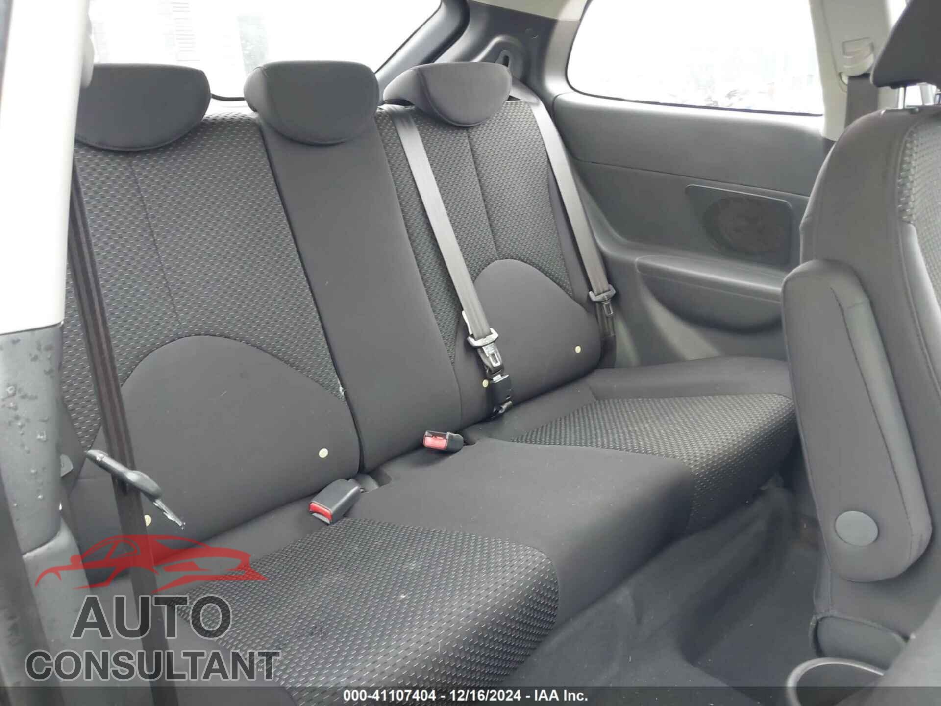 HYUNDAI ACCENT 2010 - KMHCM3AC5AU153541
