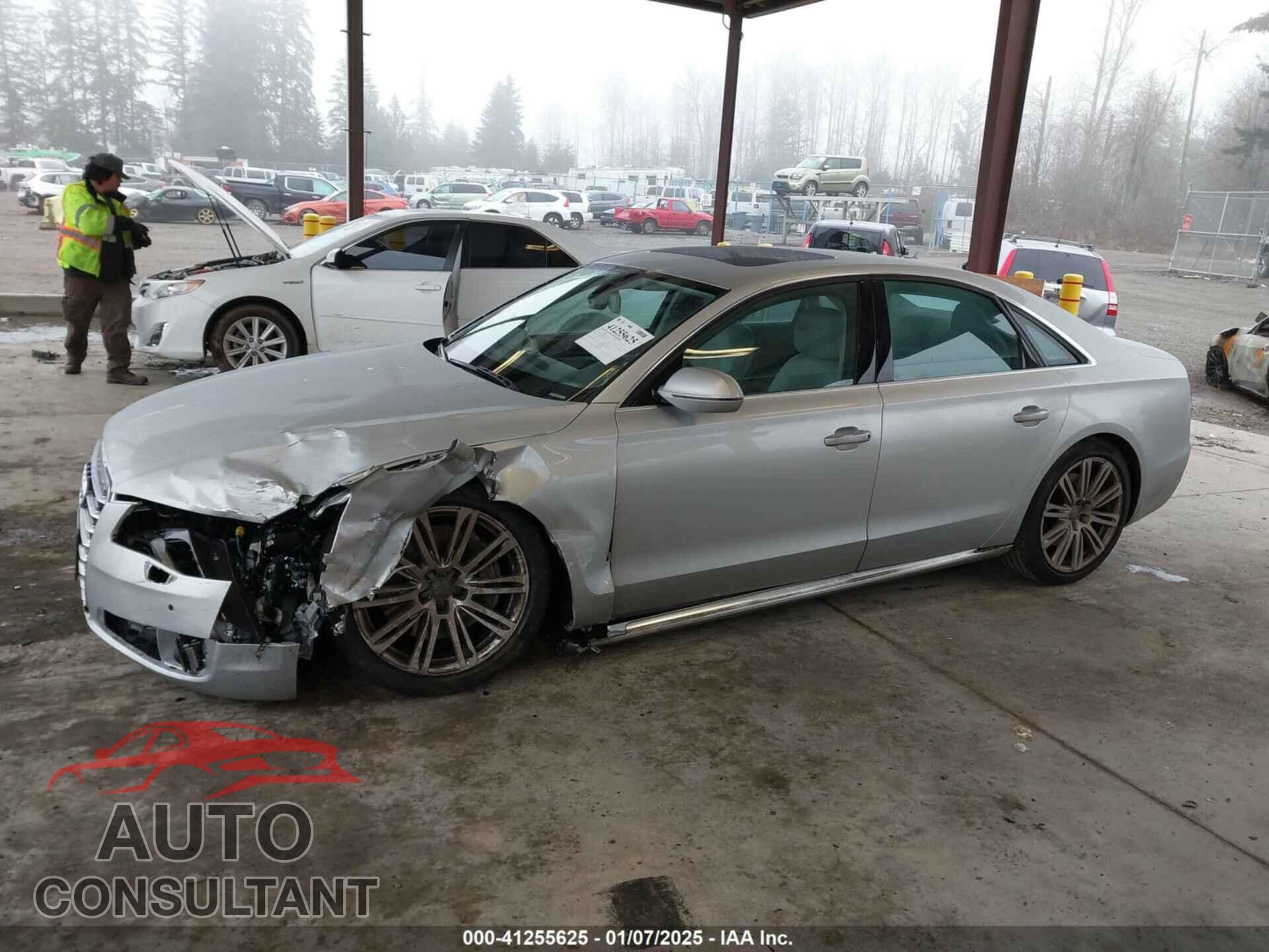 AUDI A8 2013 - WAUA2AFD5DN017770