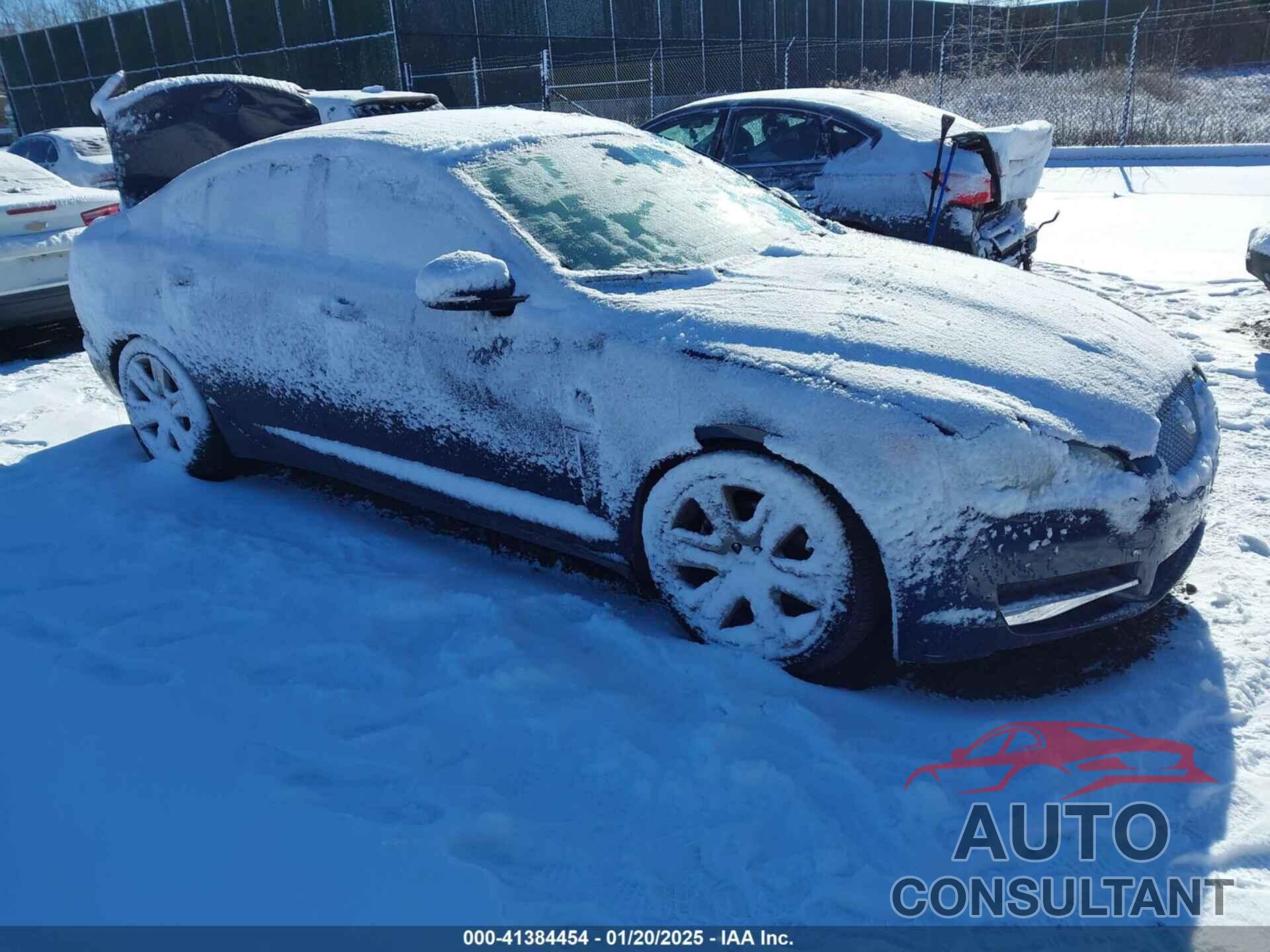 JAGUAR XF 2010 - SAJWA0FA6AHR53047
