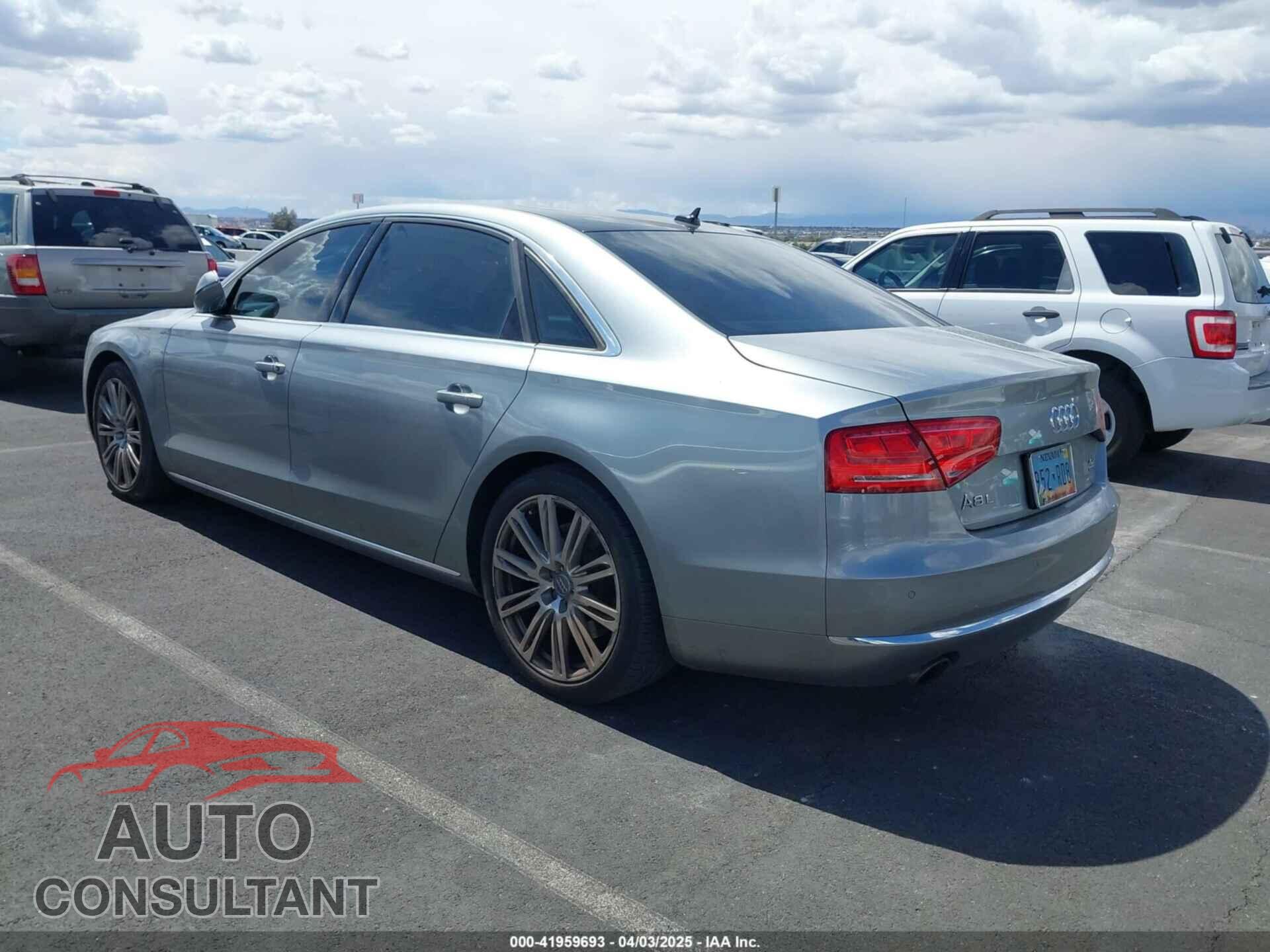 AUDI A8 L 2012 - WAURVAFD3CN013208