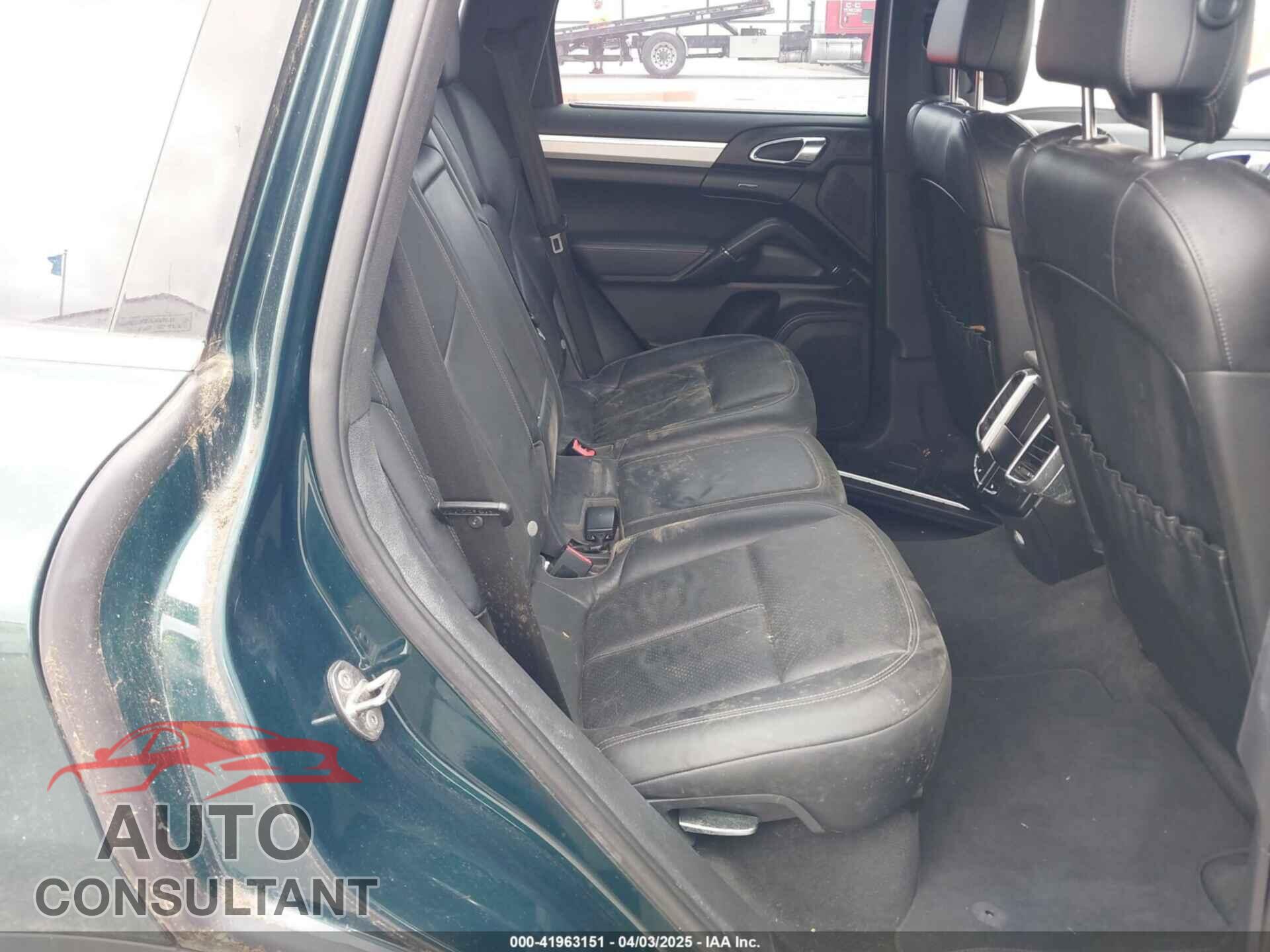 PORSCHE CAYENNE 2011 - WP1AA2A20BLA08922