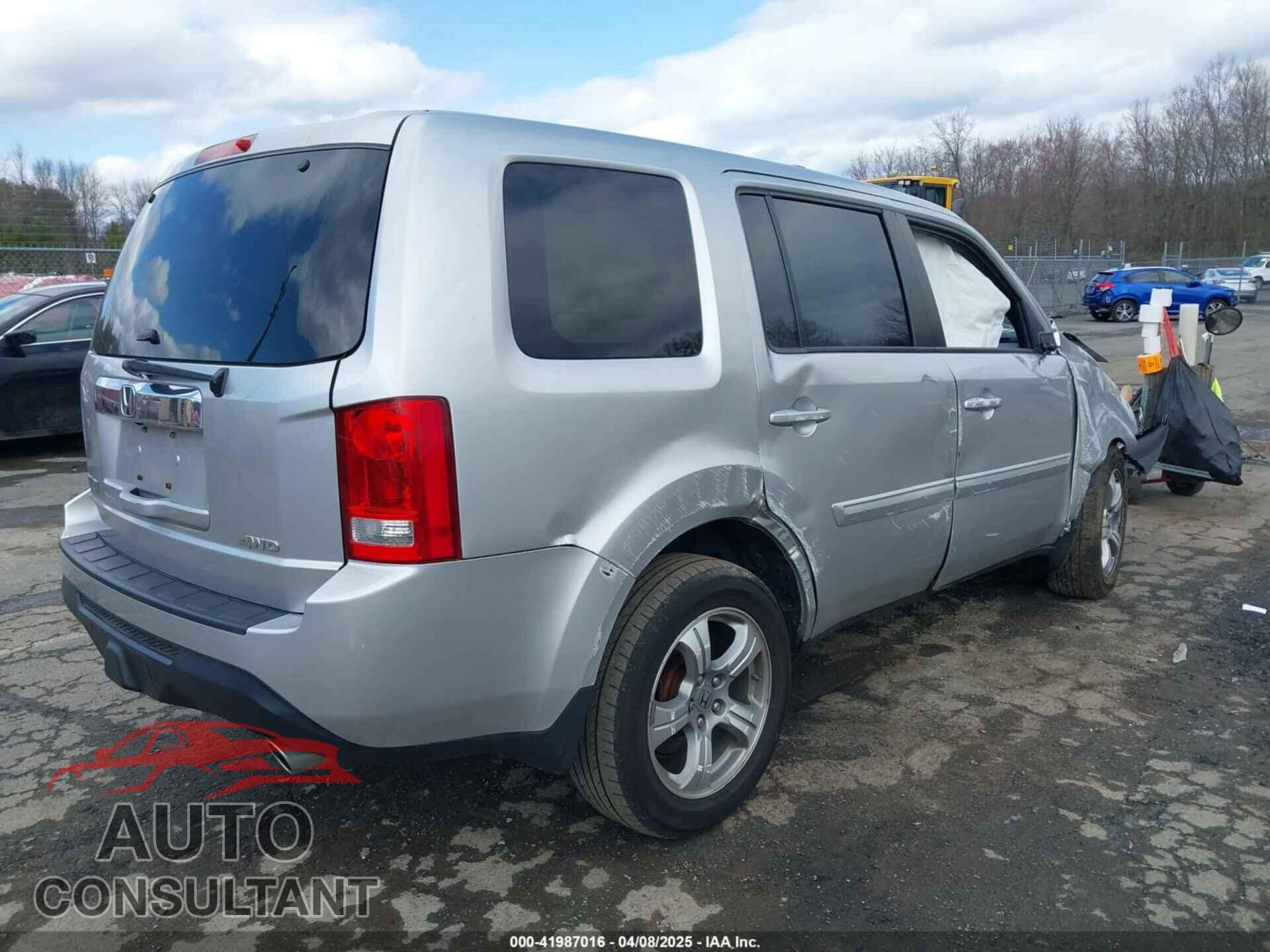 HONDA PILOT 2013 - 5FNYF4H65DB080307