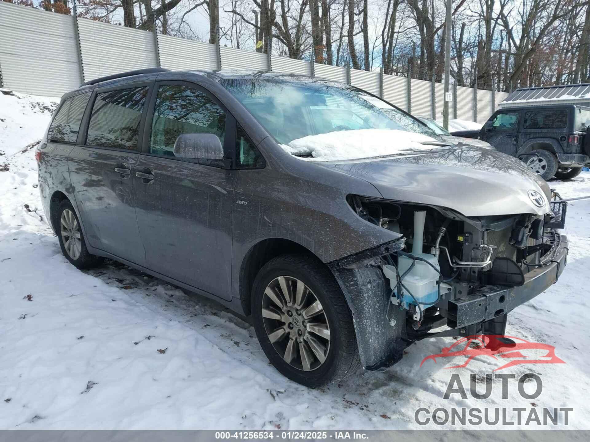 TOYOTA SIENNA 2017 - 5TDJZ3DC5HS173134