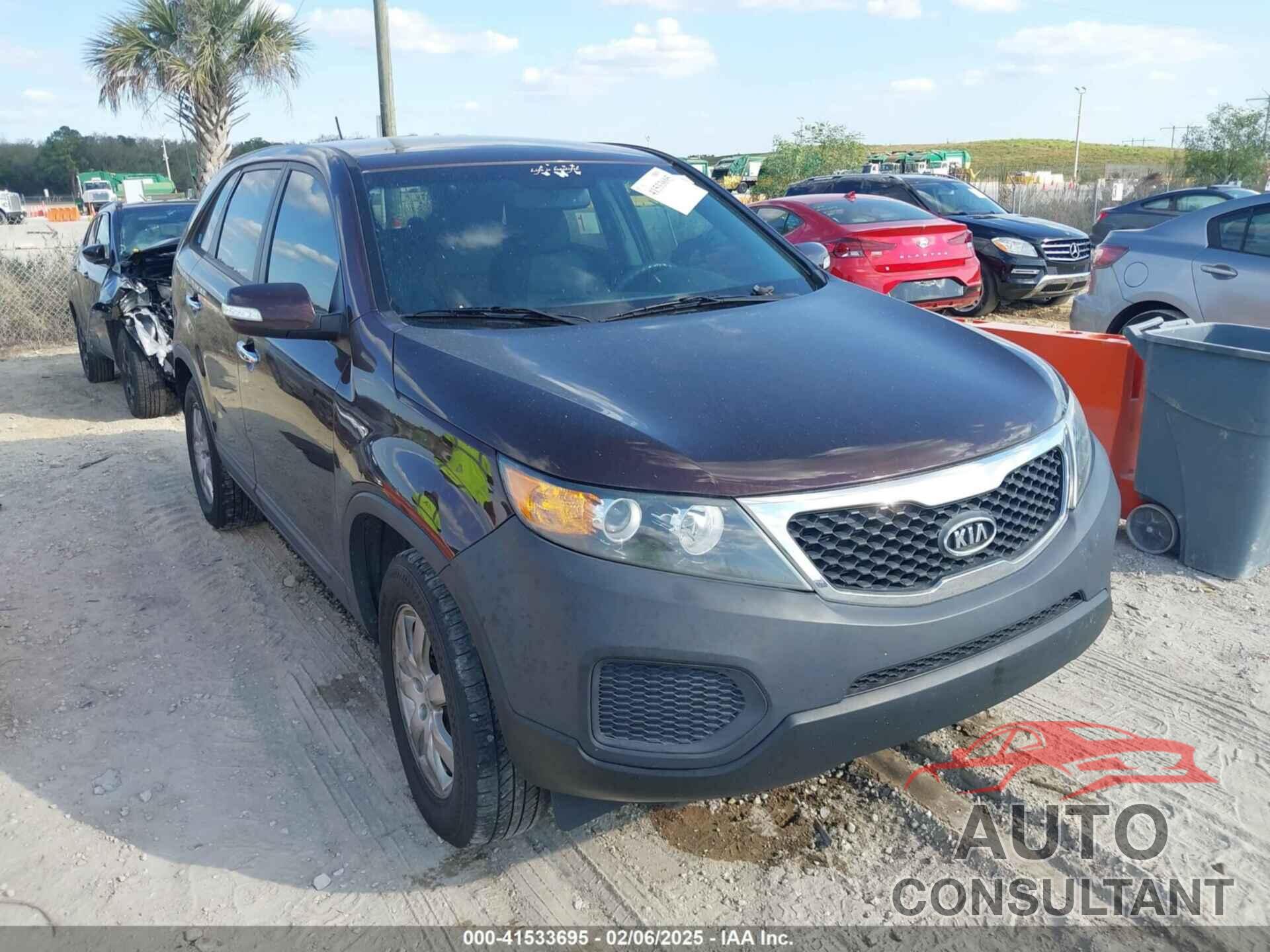 KIA SORENTO 2013 - 5XYKT3A1XDG332794