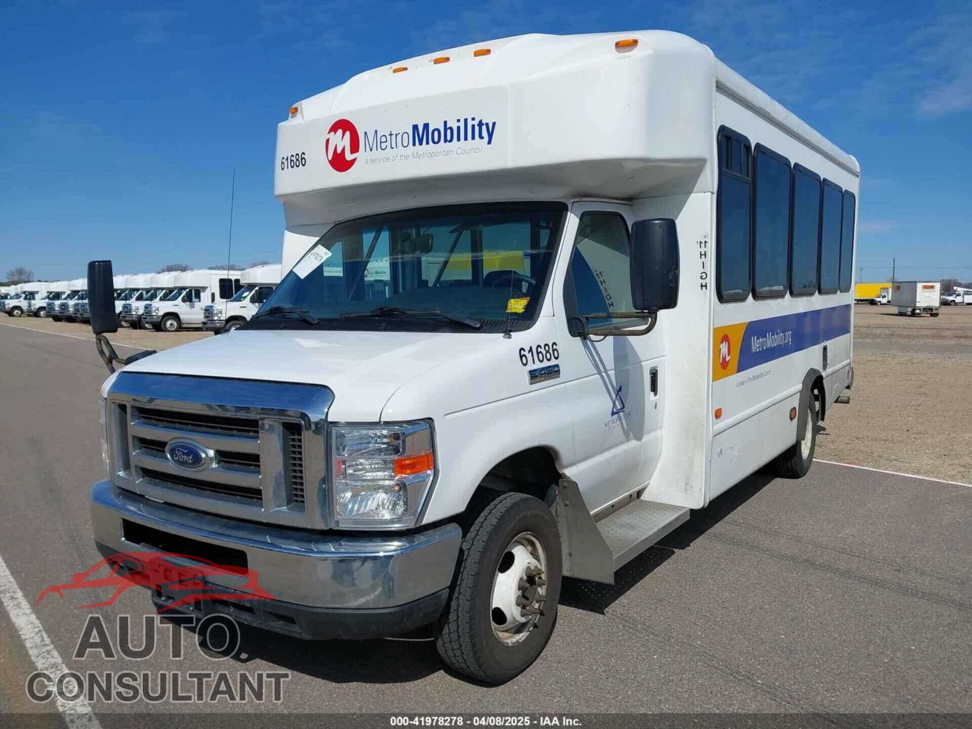 FORD E-450 CUTAWAY 2019 - 1FDFE4FS2KDC32053